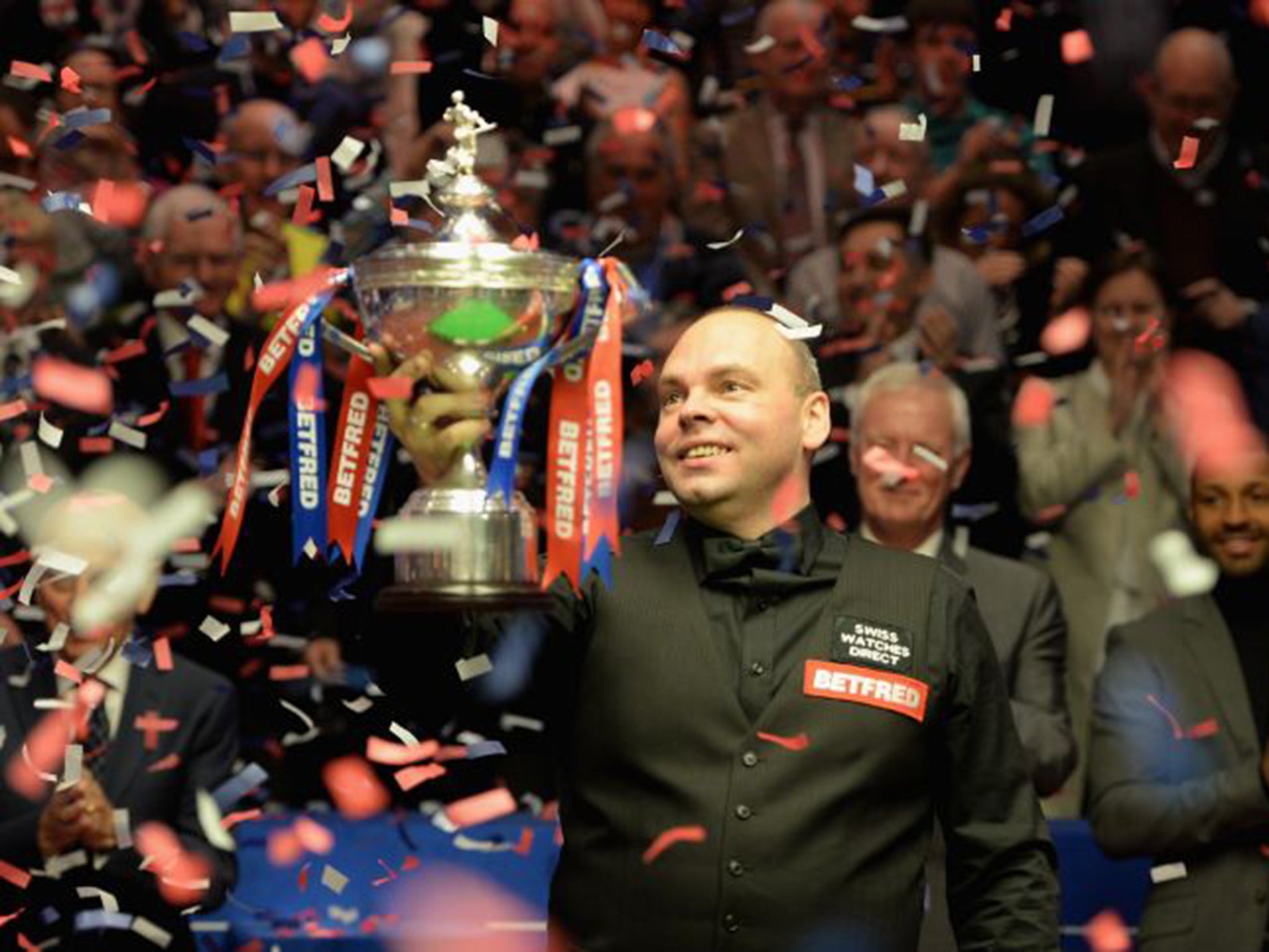 Stuart Bingham completed an 18-15 victory over Shaun Murphy at the Crucible