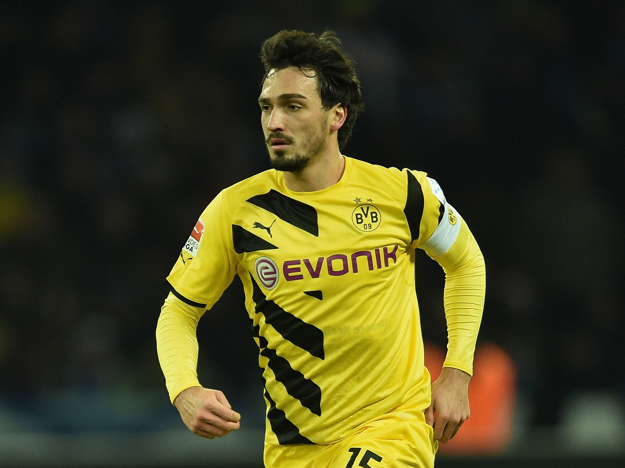 Mats Hummels in action for Borussia Dortmund