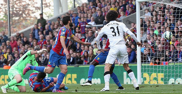 Maruoane Fellaini heads Manchester United into the lead