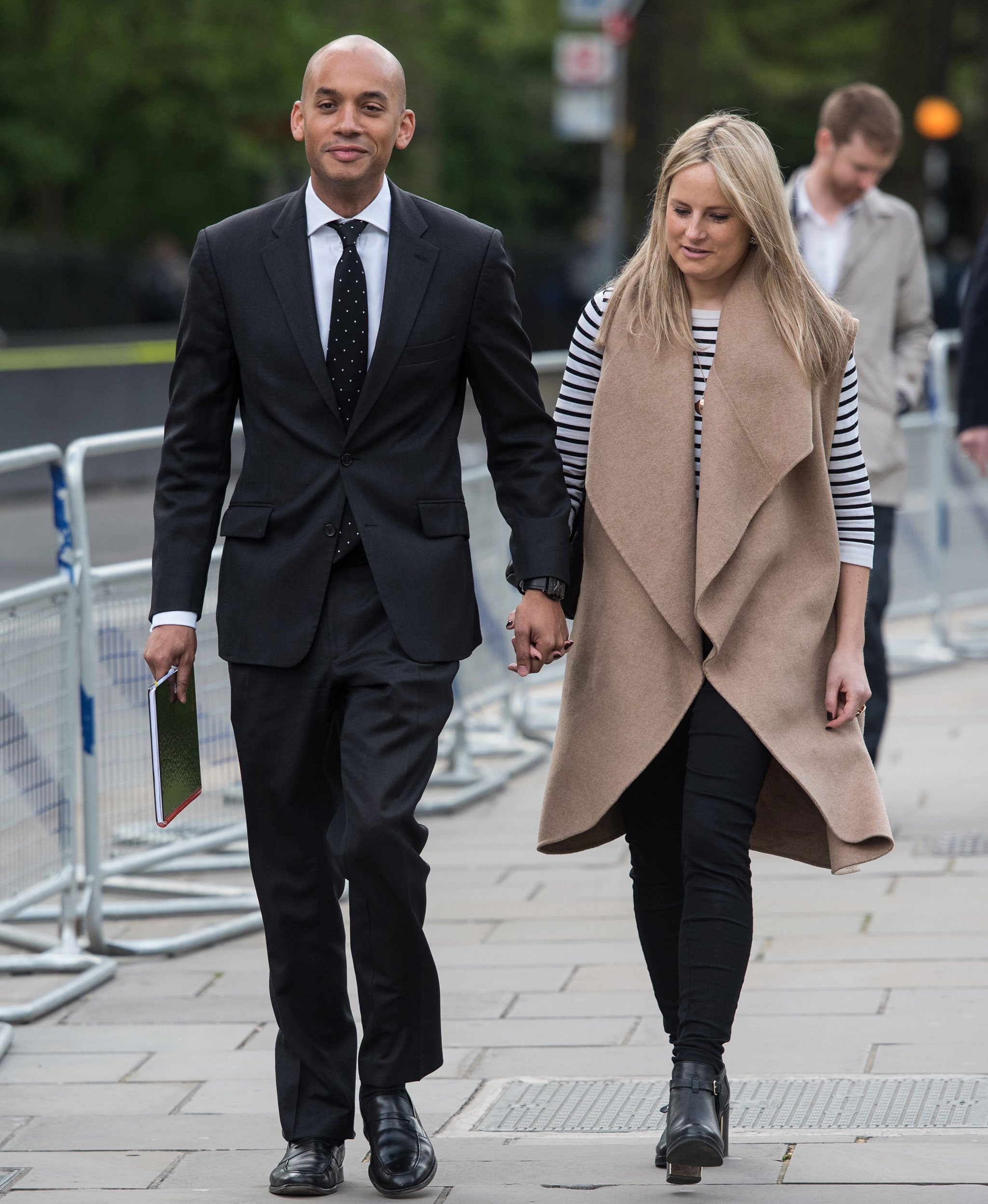 Labour MP Chuka Umunna (L) and girlfriend Alice Sullivan (R) 10 May 2015