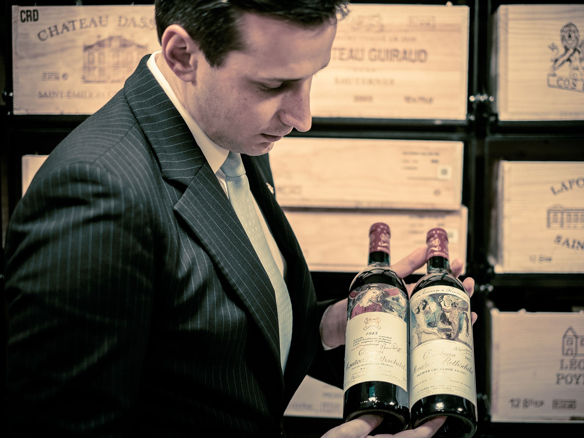 A lot of bottle: the Paris sommelier Xavier Thuizat