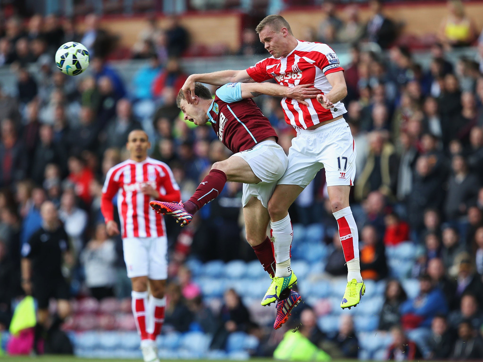 Ryan Shawcross wins a header