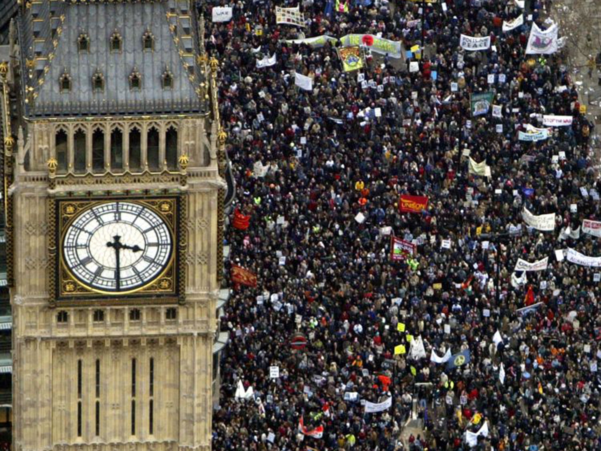 Anti-Iraq war crowds in 2003