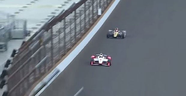 Hinchcliffe enters Turn One following another car