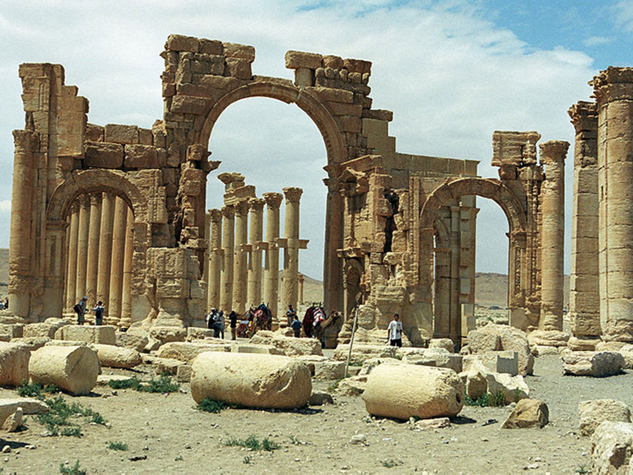 Hadrian's Gate (Pic: Jerzy Strzelecki/ Wikimedia commons)