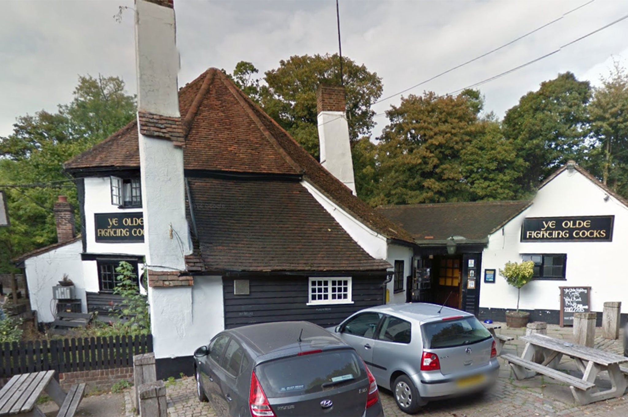 Ye Olde Fighting Cocks pub in St Albans, Hertfordshire