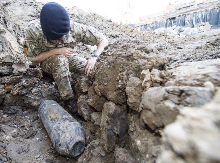 Army bomb disposal specialists will take it out of London to be safely exploded