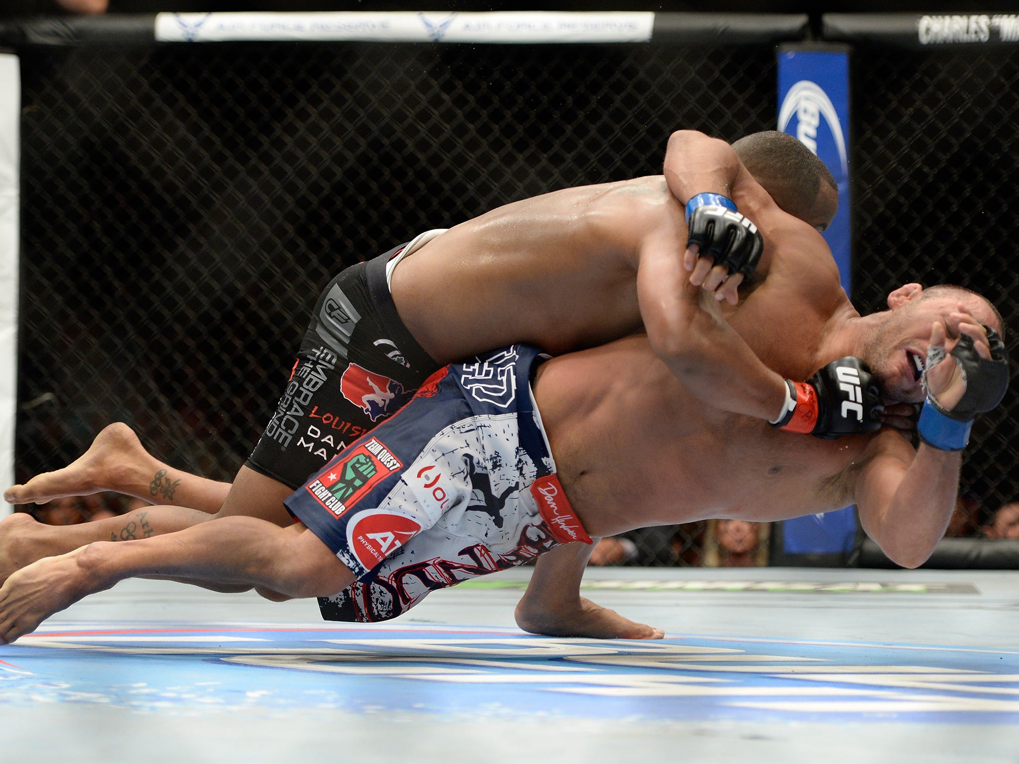 Daniel Cormier takes down Dan Henderson
