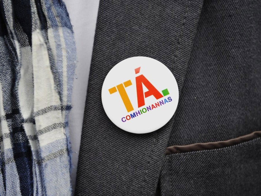 A pro-gay marriage badge on a voter's lapel in gaelic meaning "Yes to Equality" seen in Dublin on polling day.