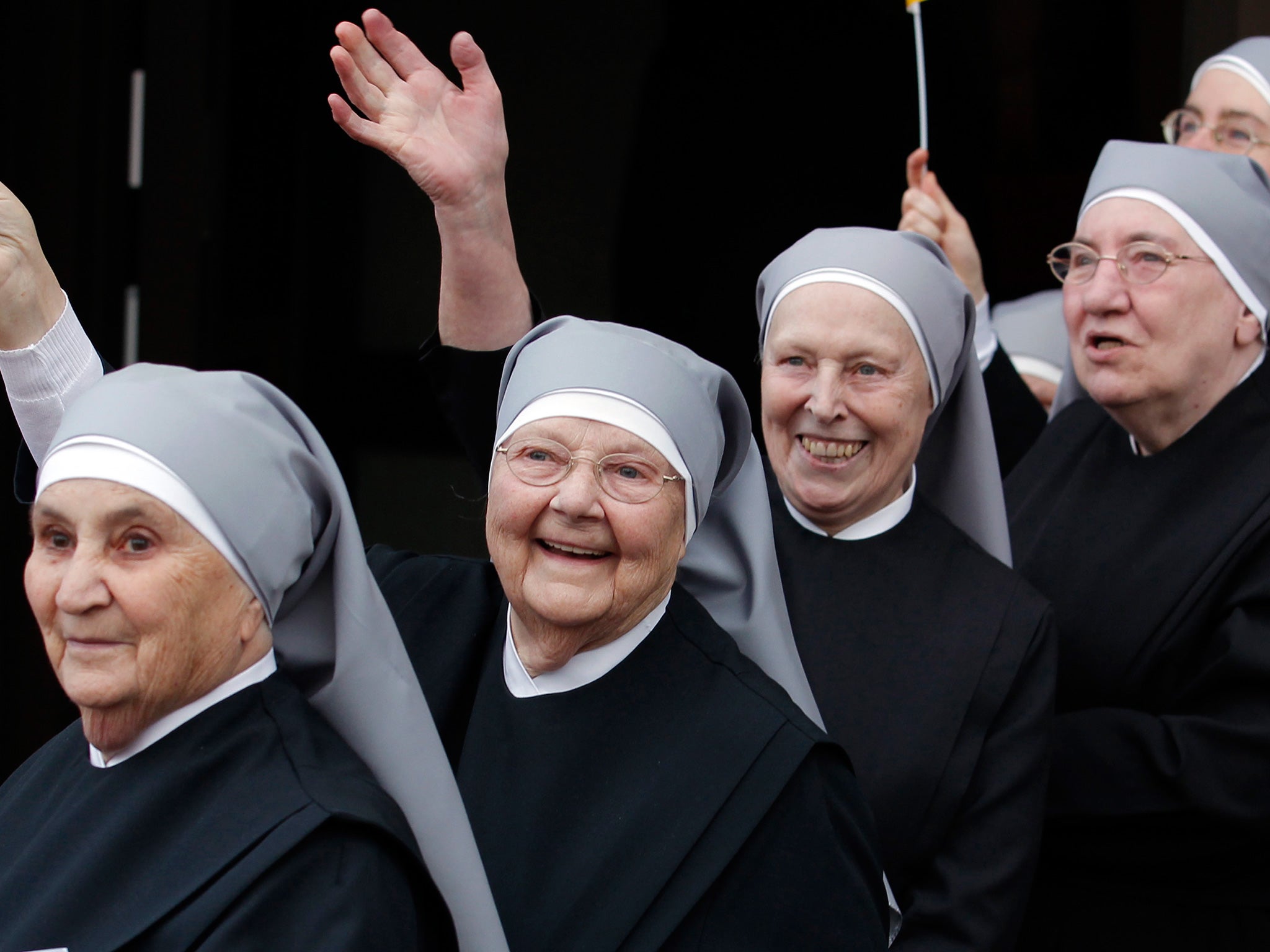 Nuns attend Pope Benedict XVI’s 2010 visit