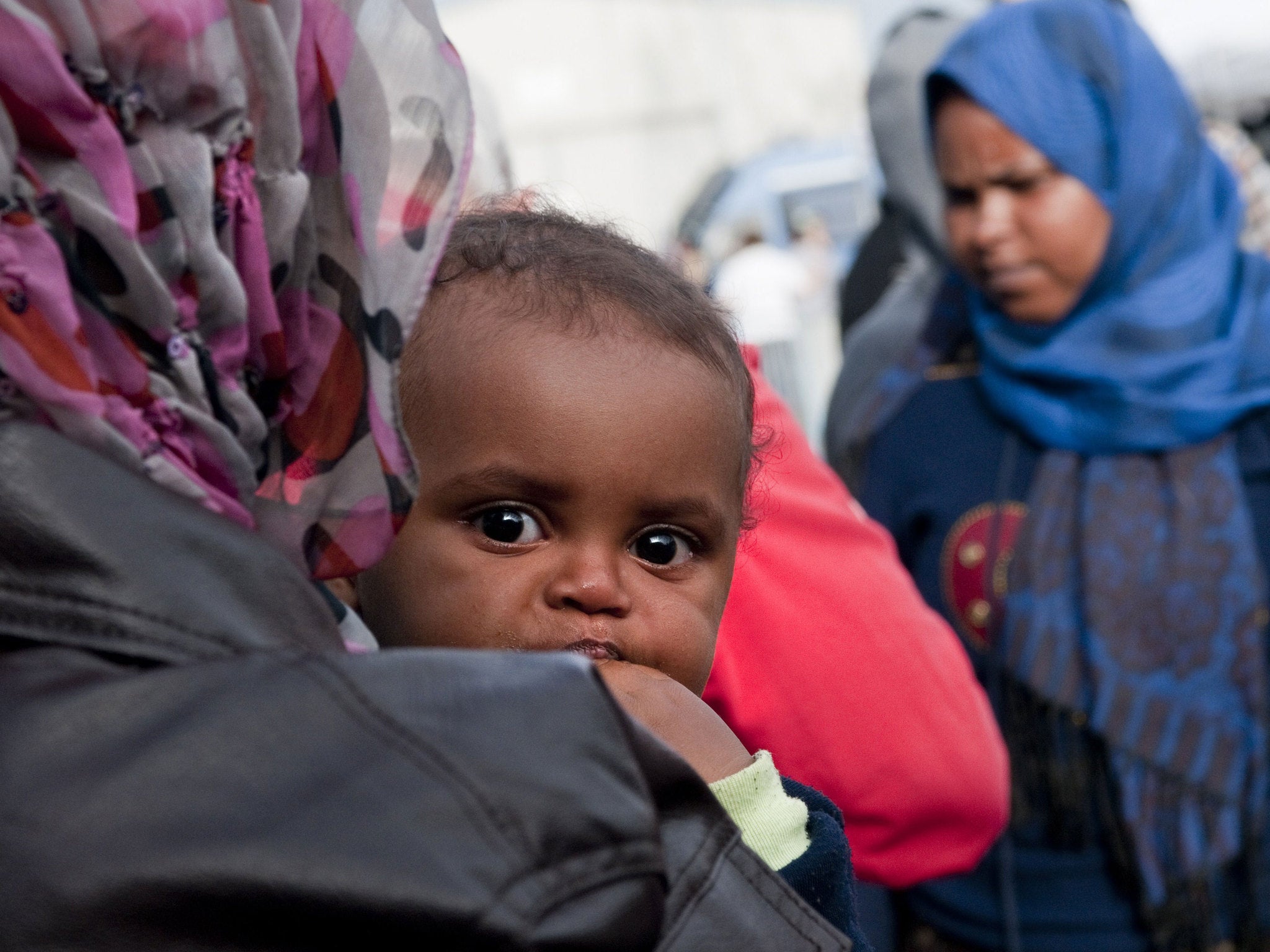 Thousands of migtants were rescued and taken to Sicily