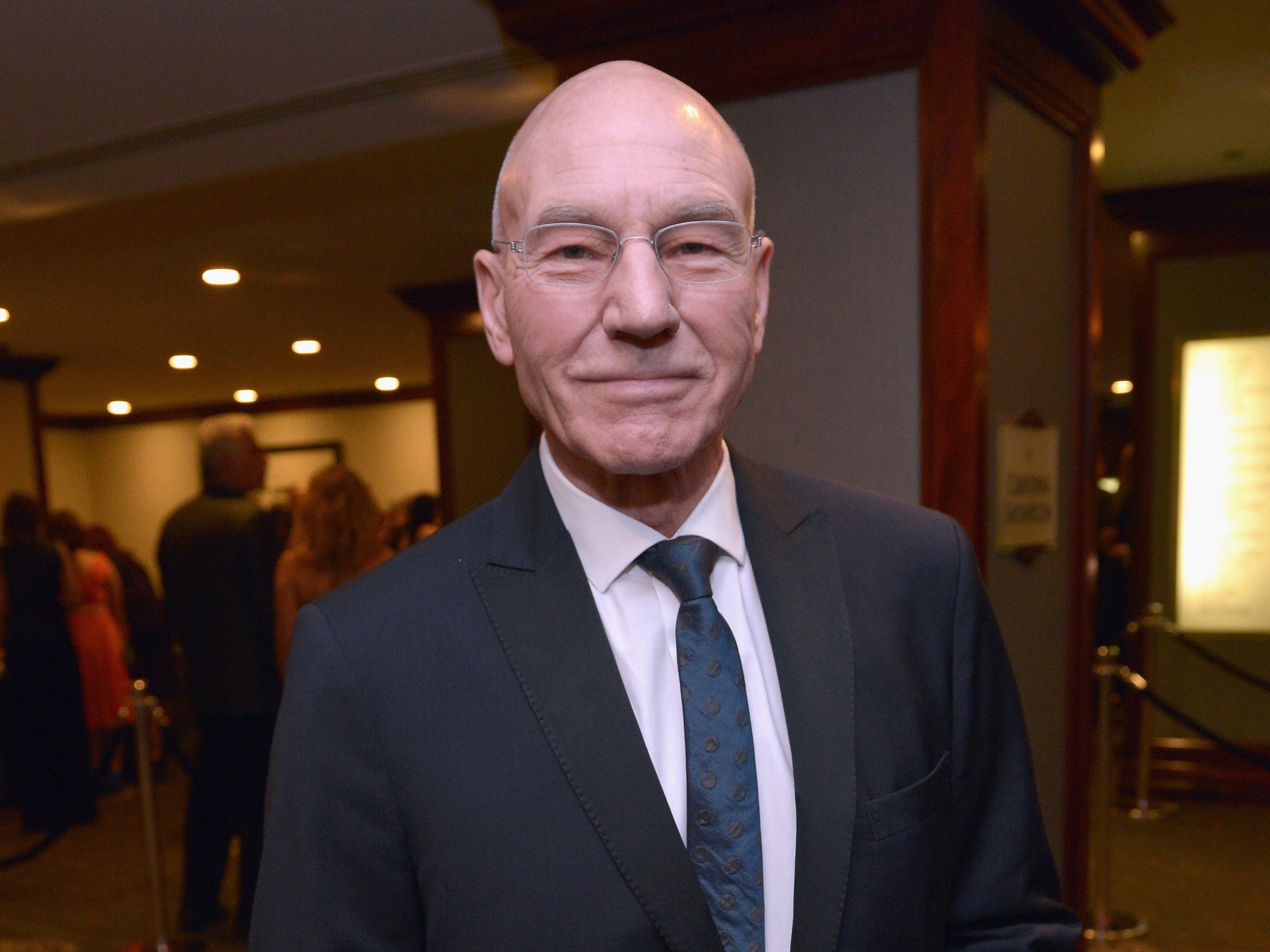 Patrick Stewart wants politicians to watch Star Trek