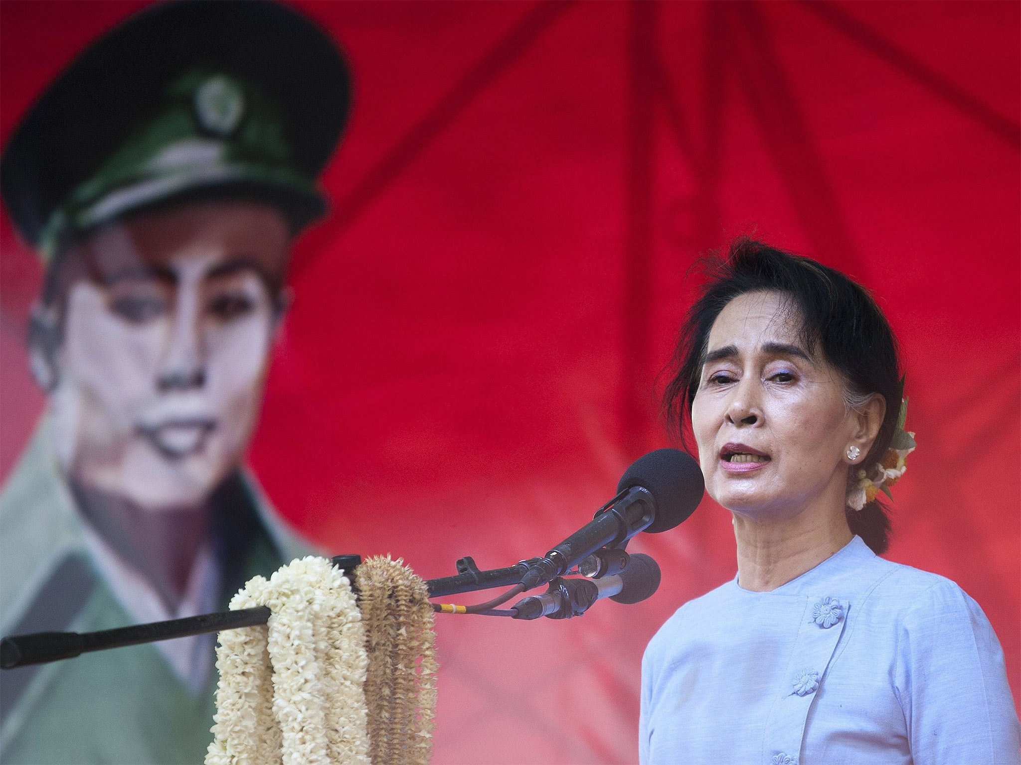 Aung San Suu Kyi travels to China, Burma’s fractious neighbour, for the first time