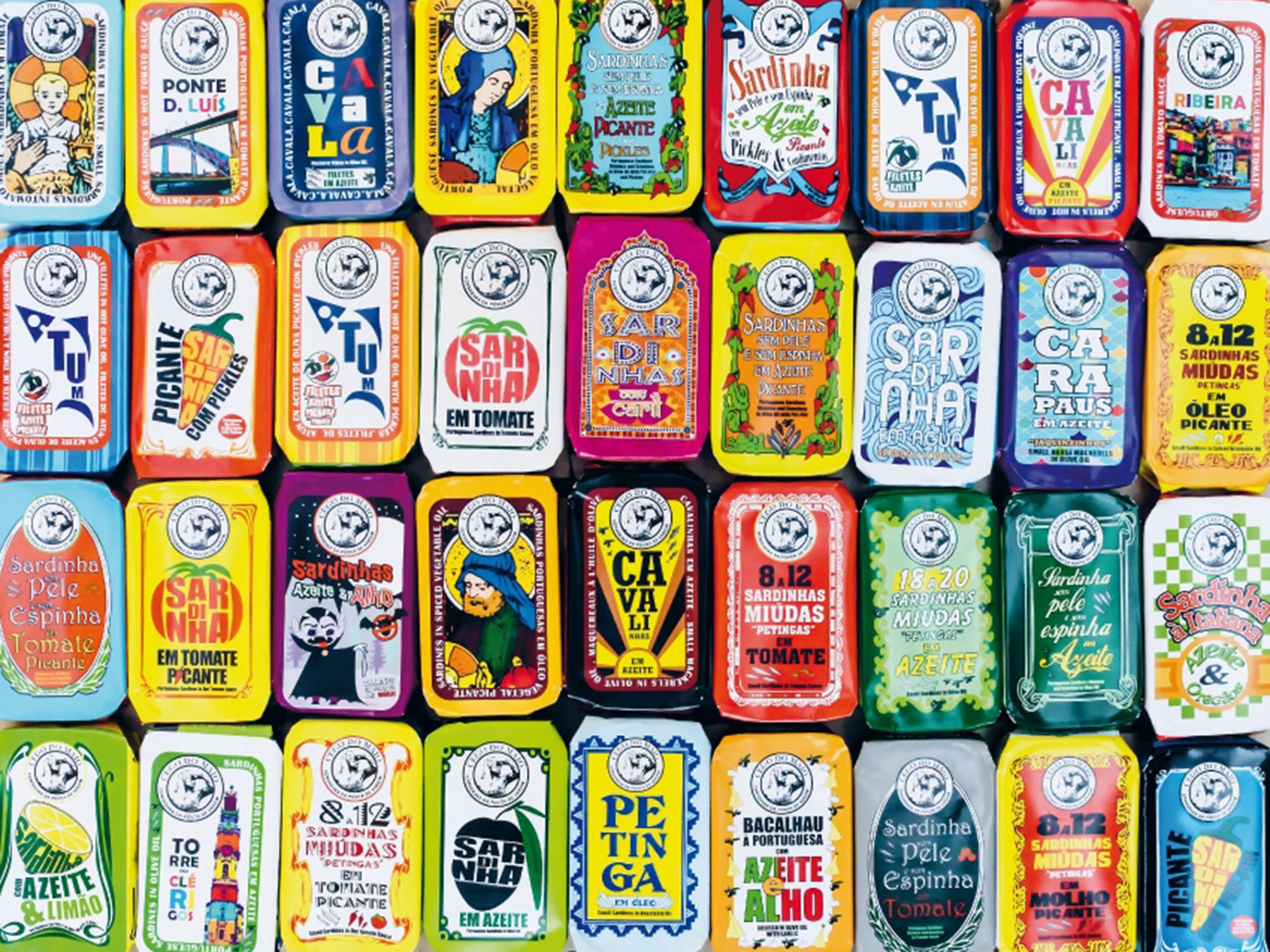 Decorative cans from Portugese brand Cego Do Maio