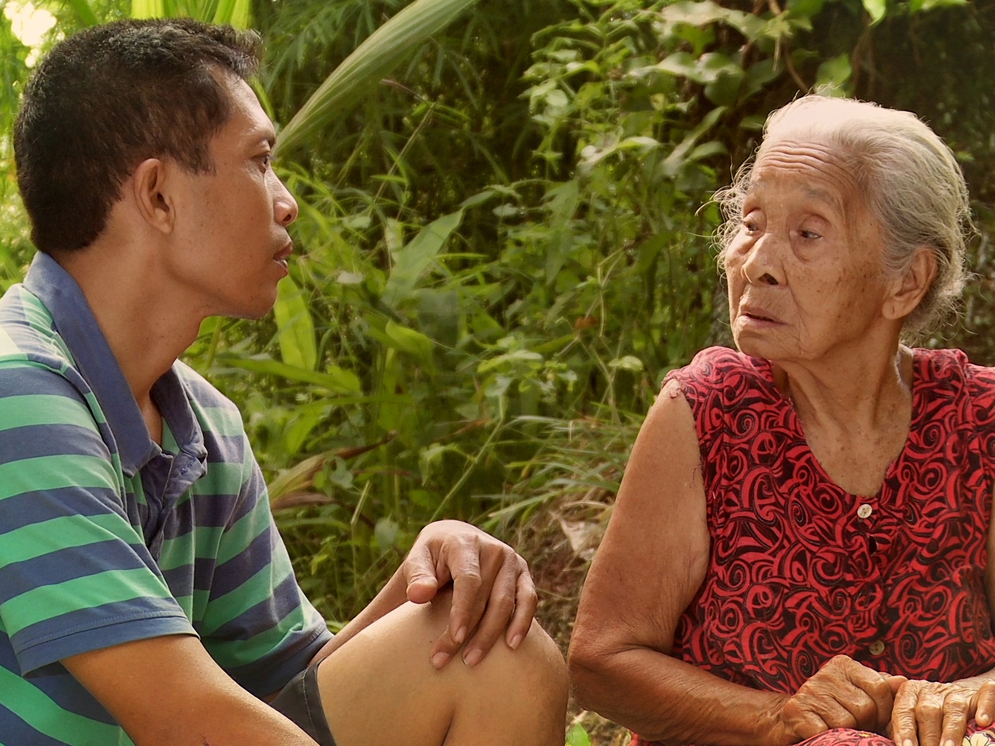 Adi Rukun and his mother, Rohani, in ‘The Look of Silence'