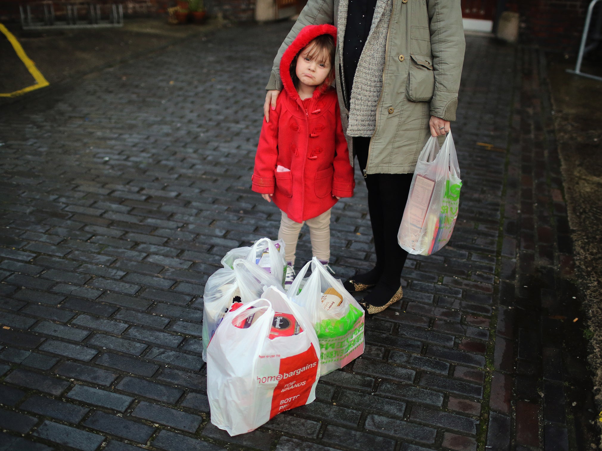 Labour MP Frank Field has found that poor working families who claim tax credits forfeit free school meals