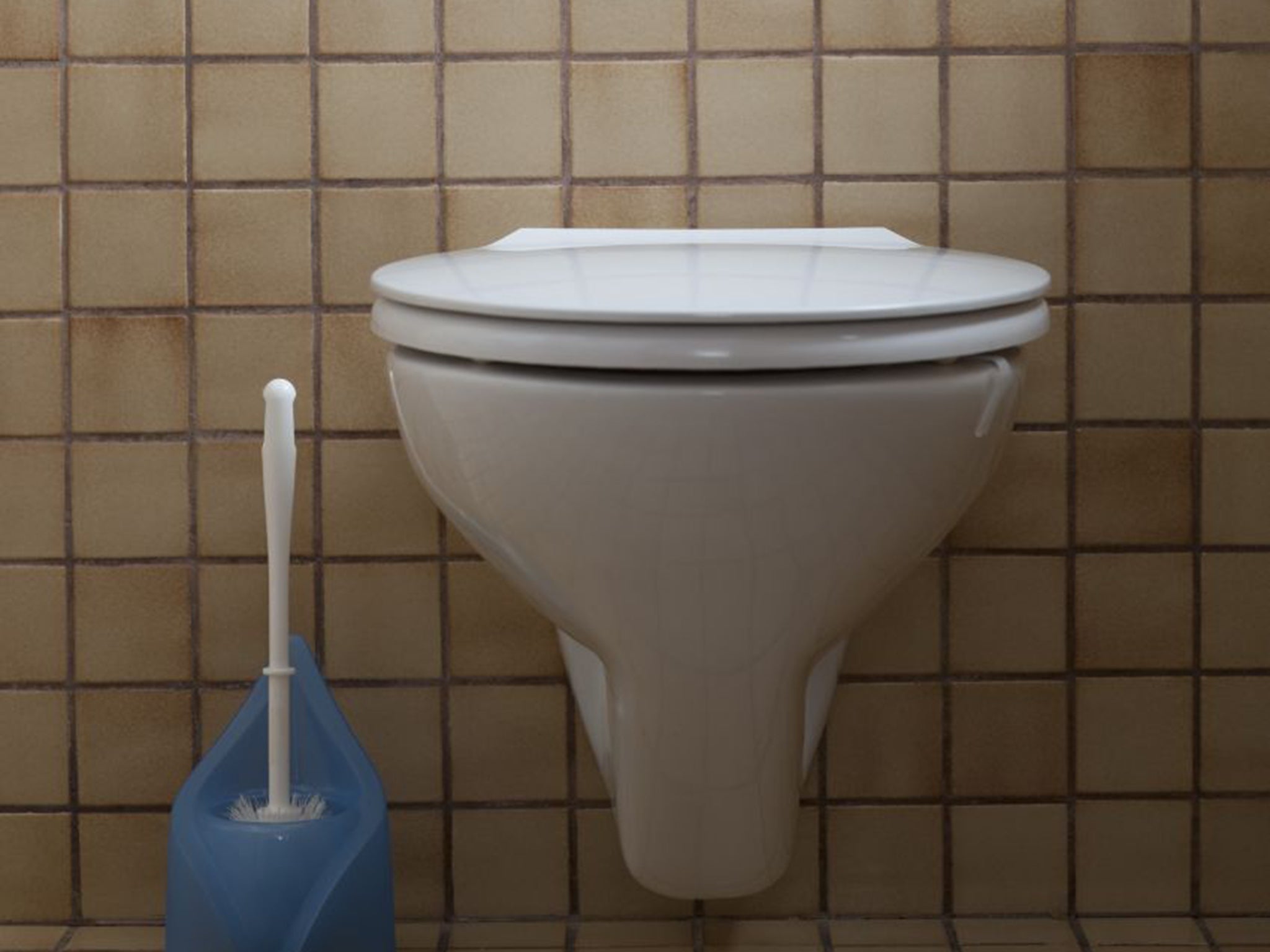 A London toilet is up for rent at £3,000 per month