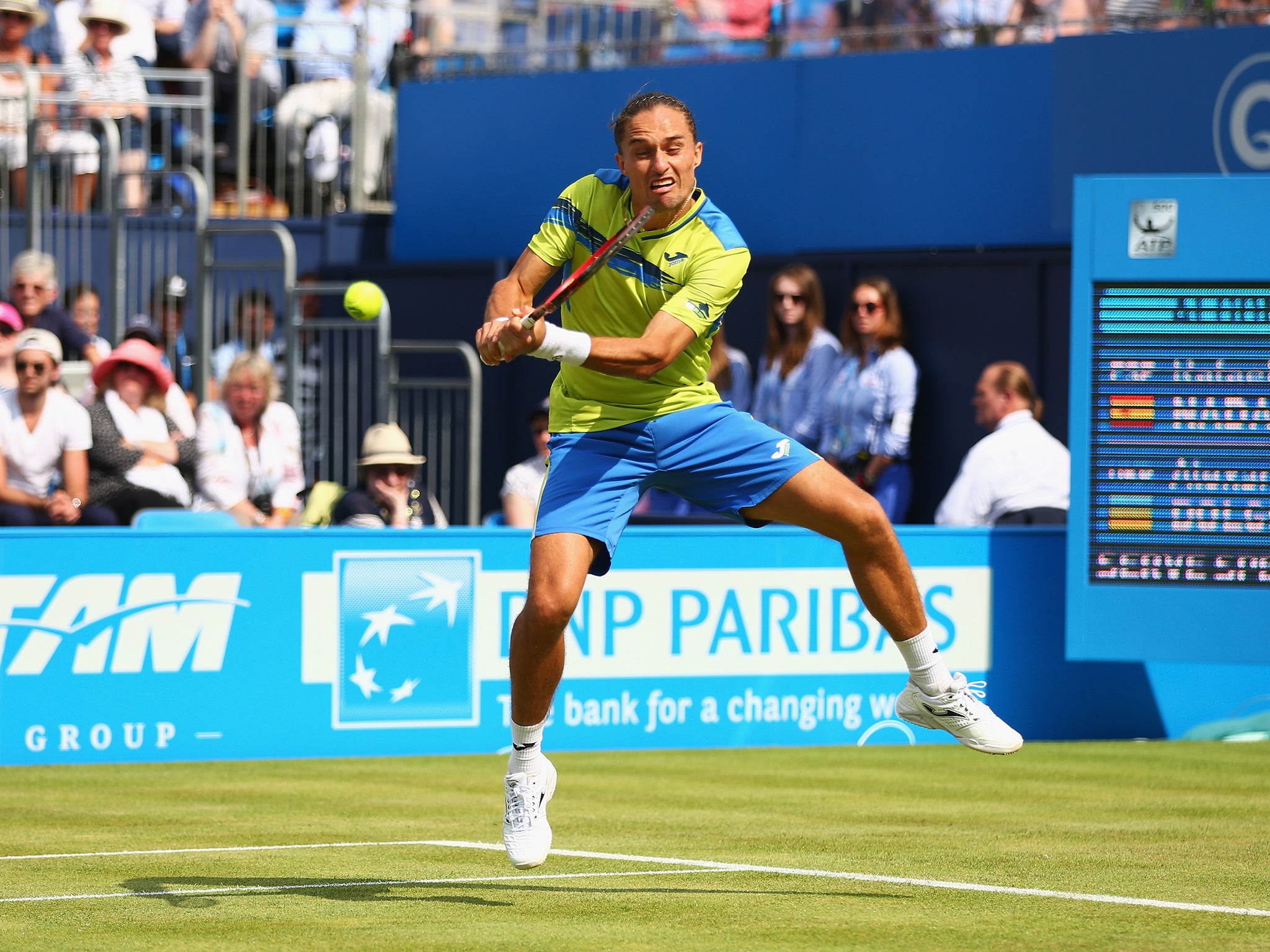 Alex Dolgopolov on his way to victory