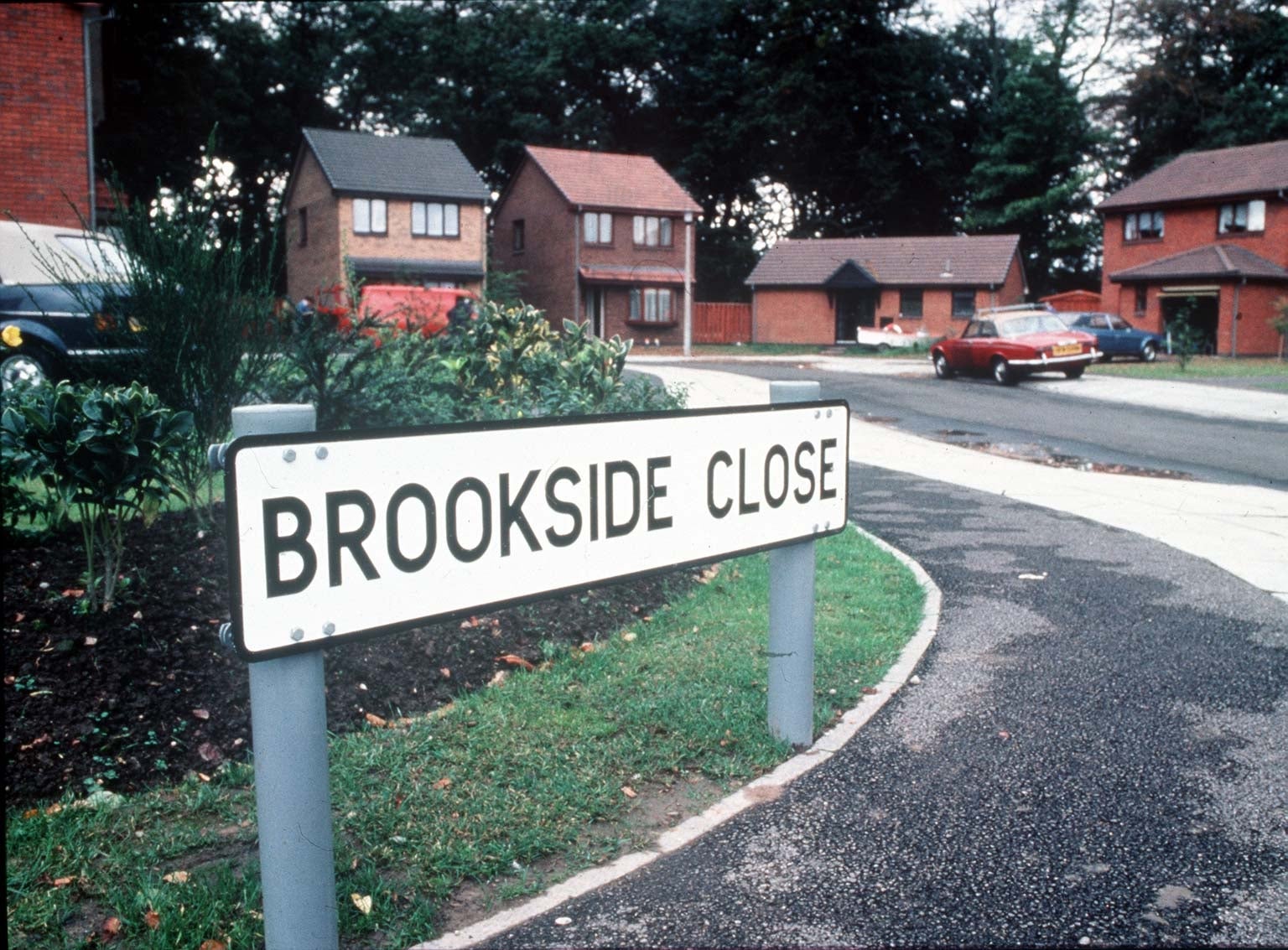 The rise of Close and other names like Mews, Way and Court has gradually replaced common names such as Street, Road and Lane