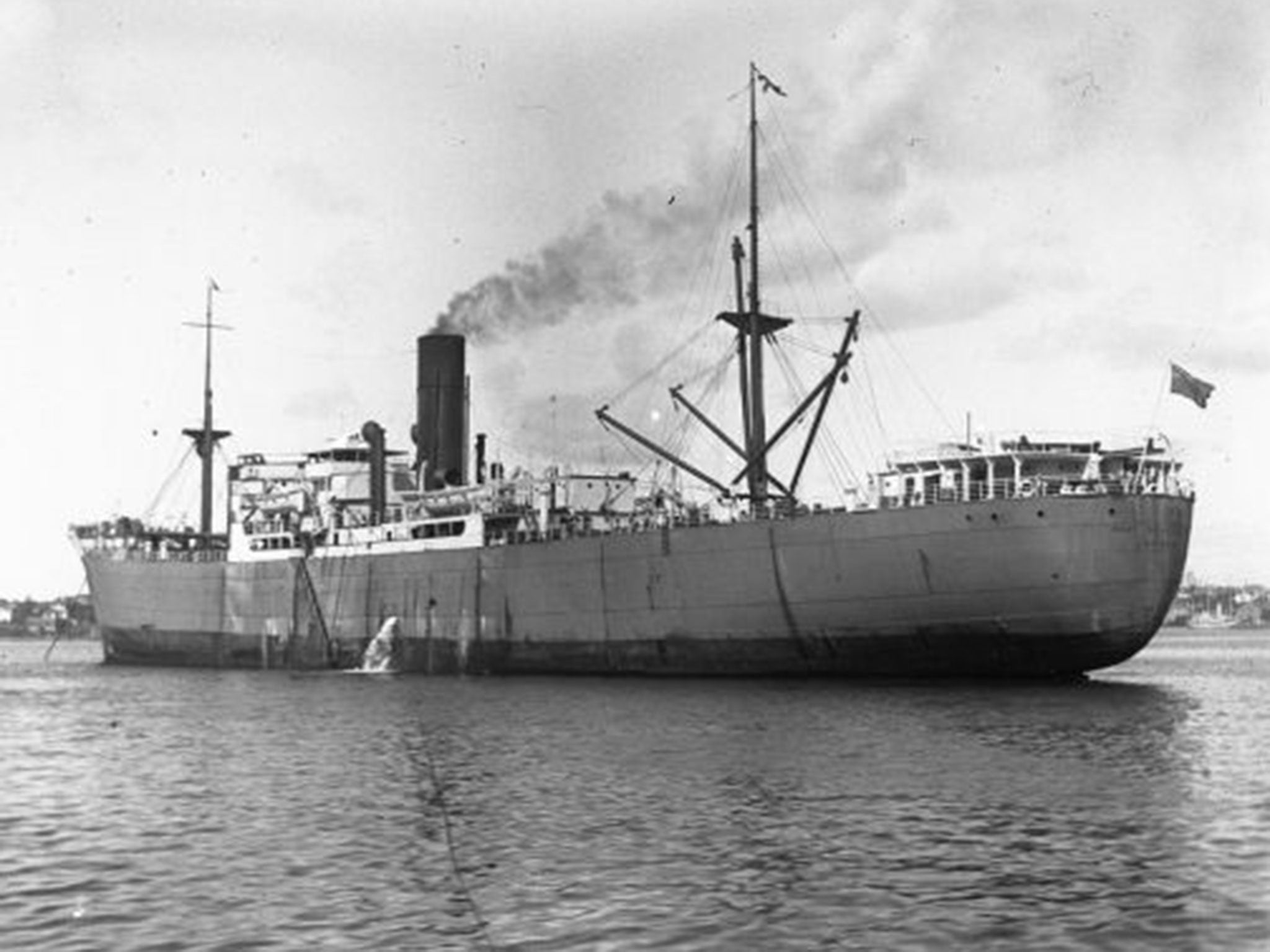 SS Port Nicholson anchored in Athol Bight (near Bradleys Head), Sydney at 10:10am on Sunday 12 April 1931 aboard a ferry from Taronga Park to Circular Quay