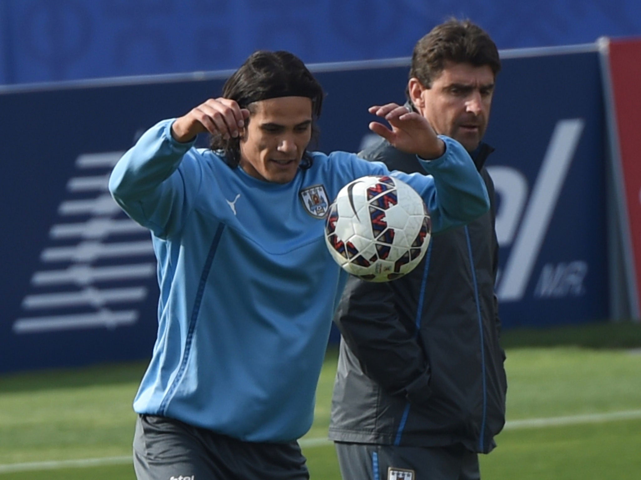 Uruguay striker Edinson Cavani in training