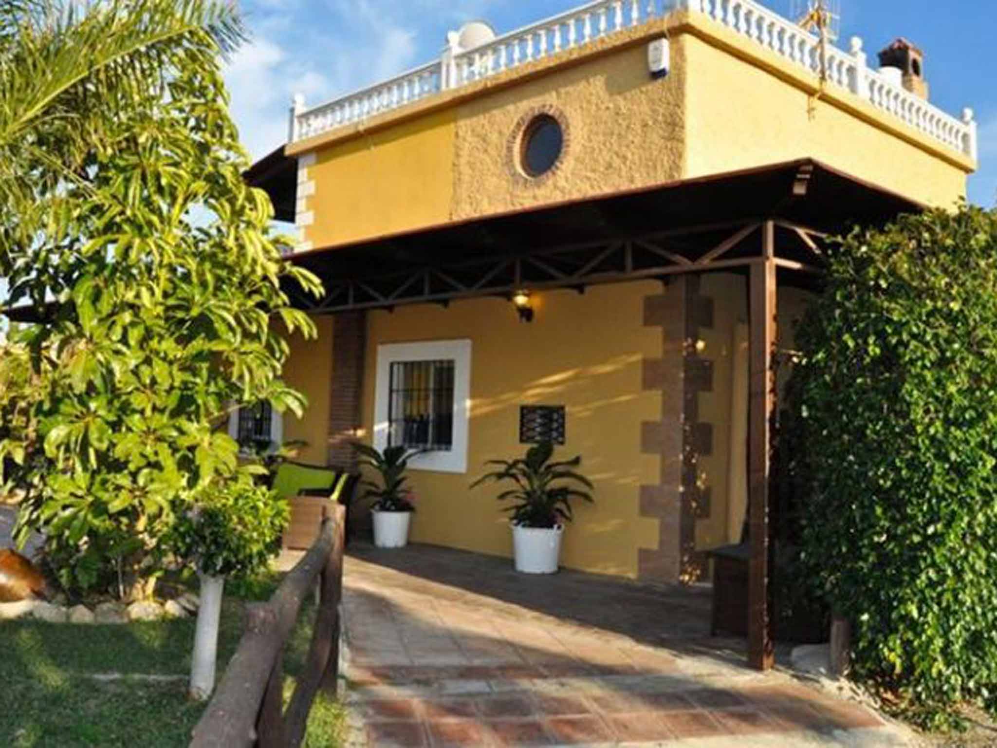 Villa: £213, Spain-Holiday.com