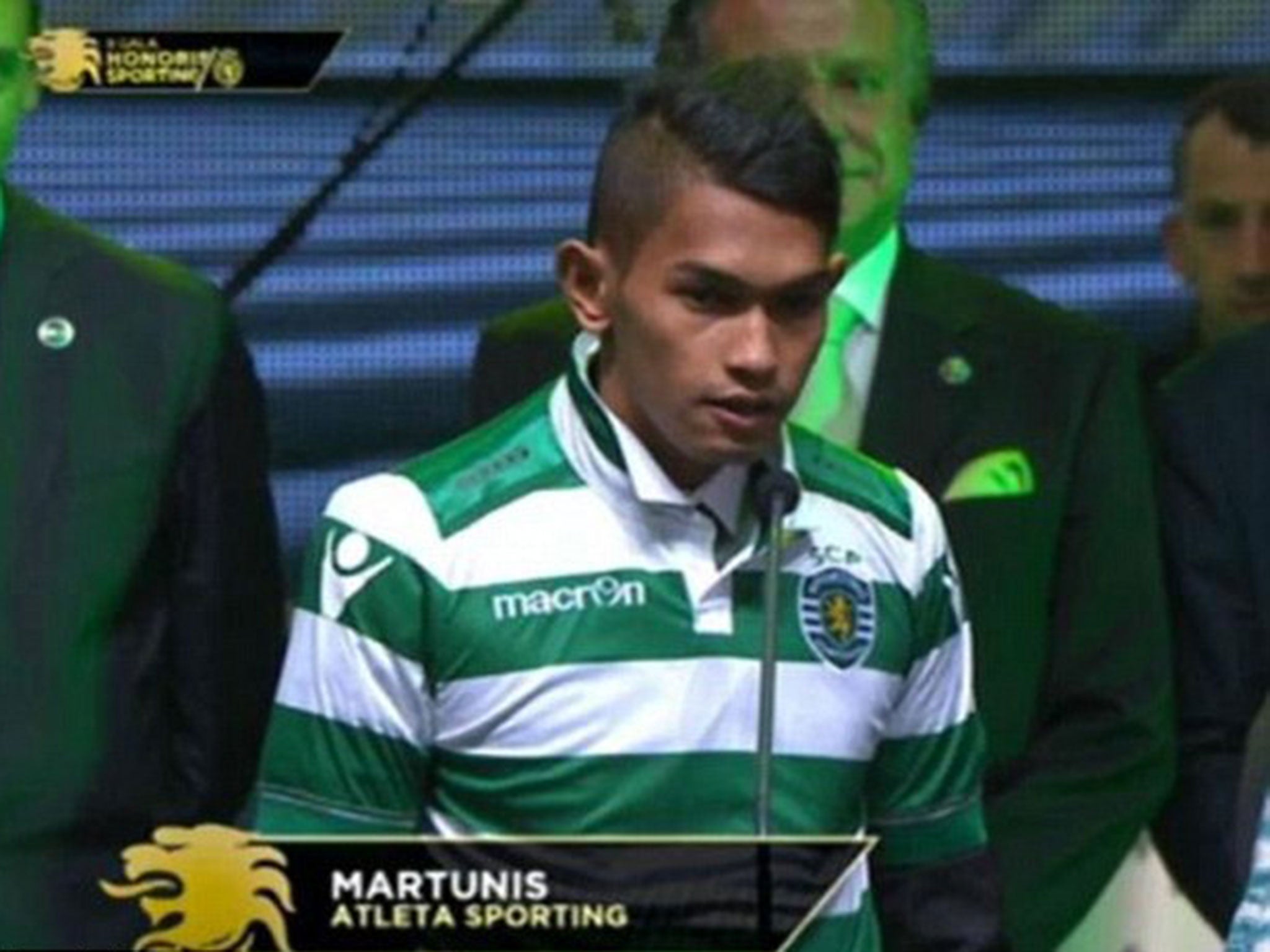 Martinus is presented as a Sporting Lisbon player