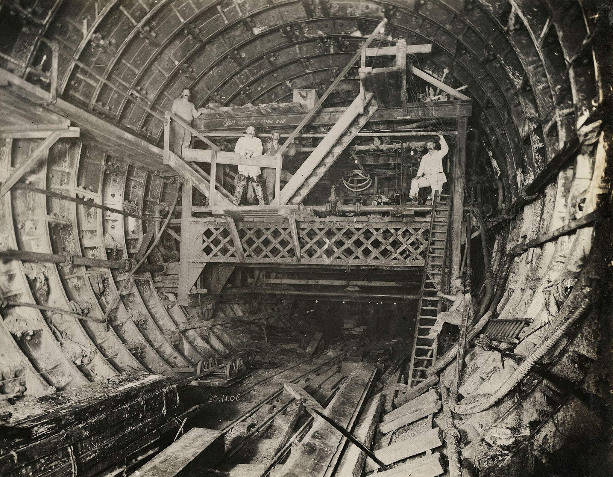 Rotherhithe Tunner under construction, Southwark, London 30 November 1906