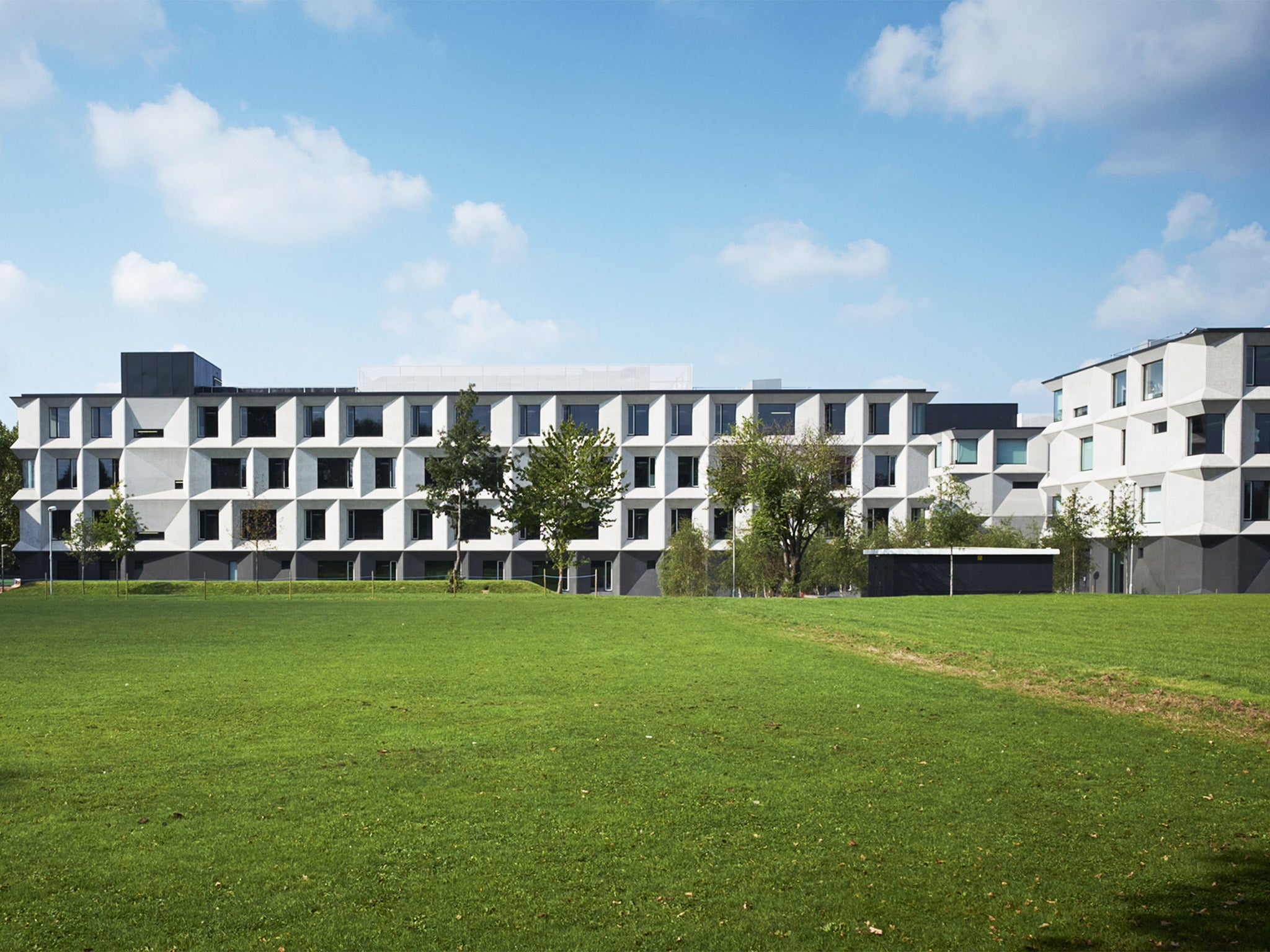 Burntwood School in Wandsworth, designed by Allford Hall Monaghan Morris