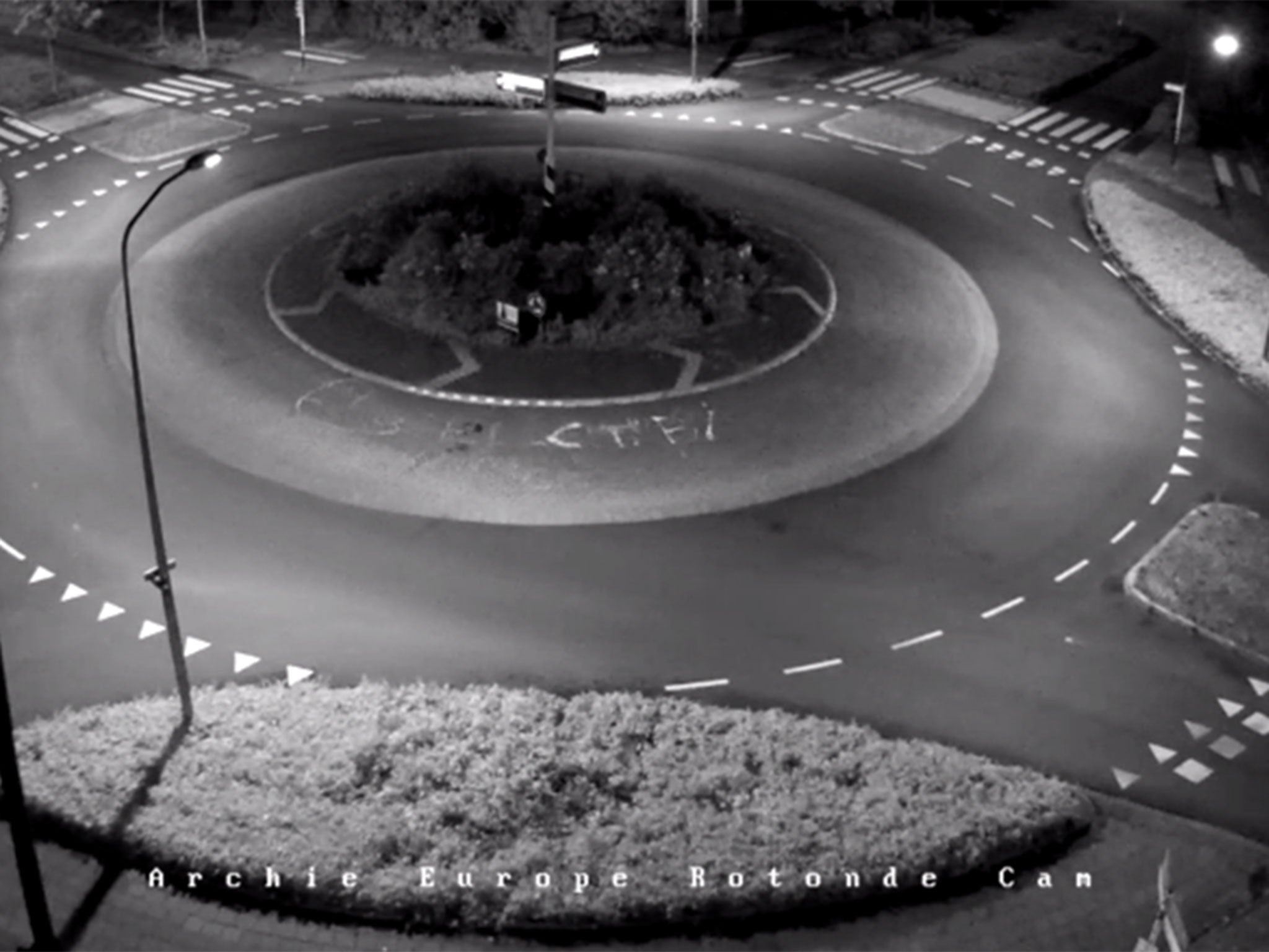 A Reddit user found a livestream of a roundabout, and chaos ensued.