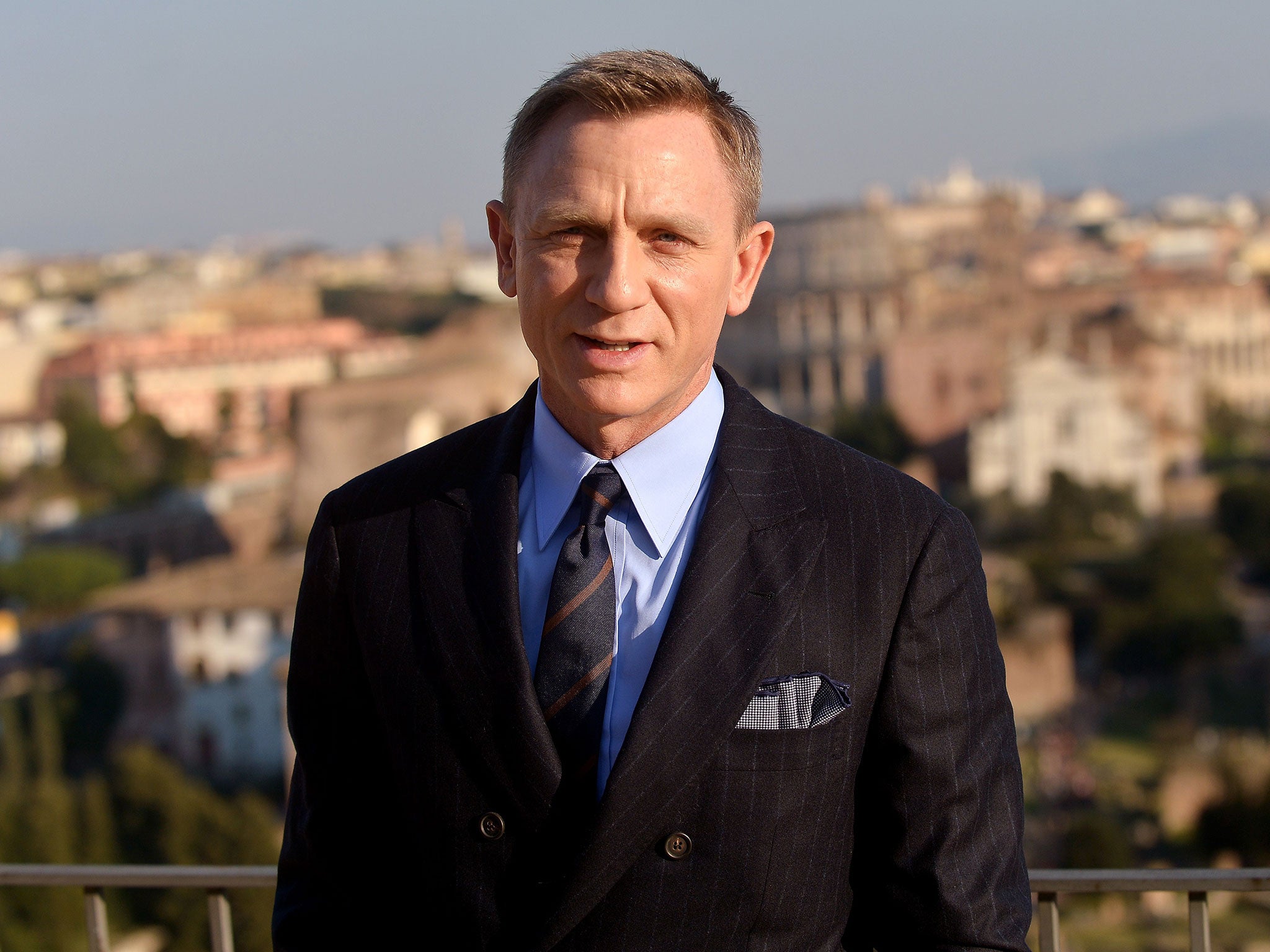 Daniel Craig may or may not be in the new Star Wars film, but he wants us all to think he's not