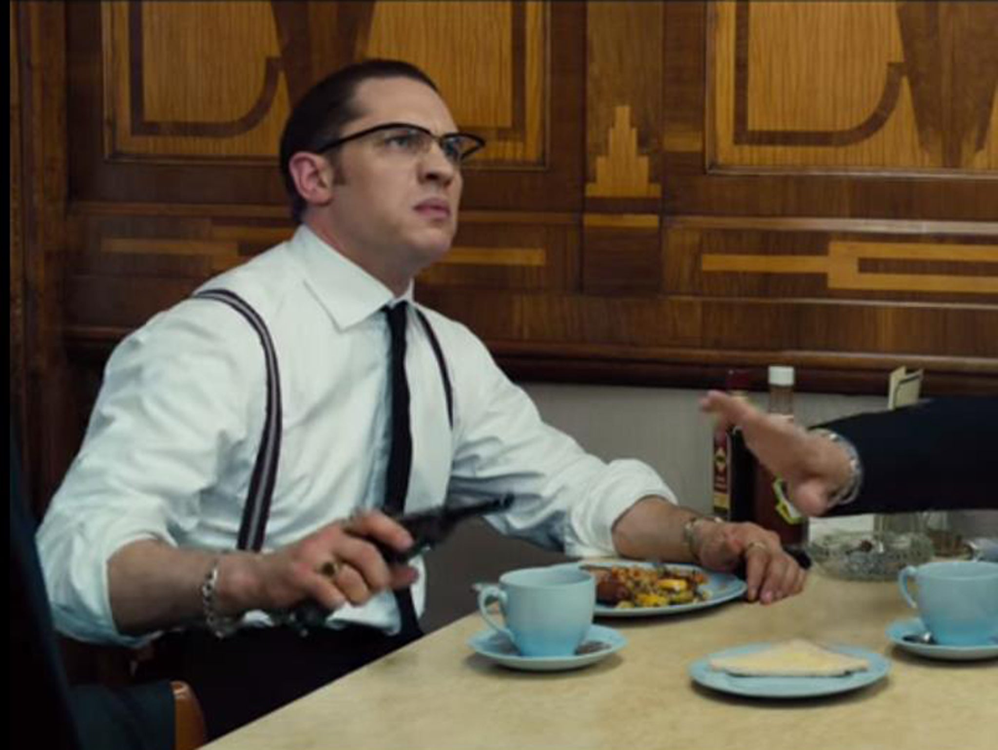 Tom Hardy plays Ronnie Kray