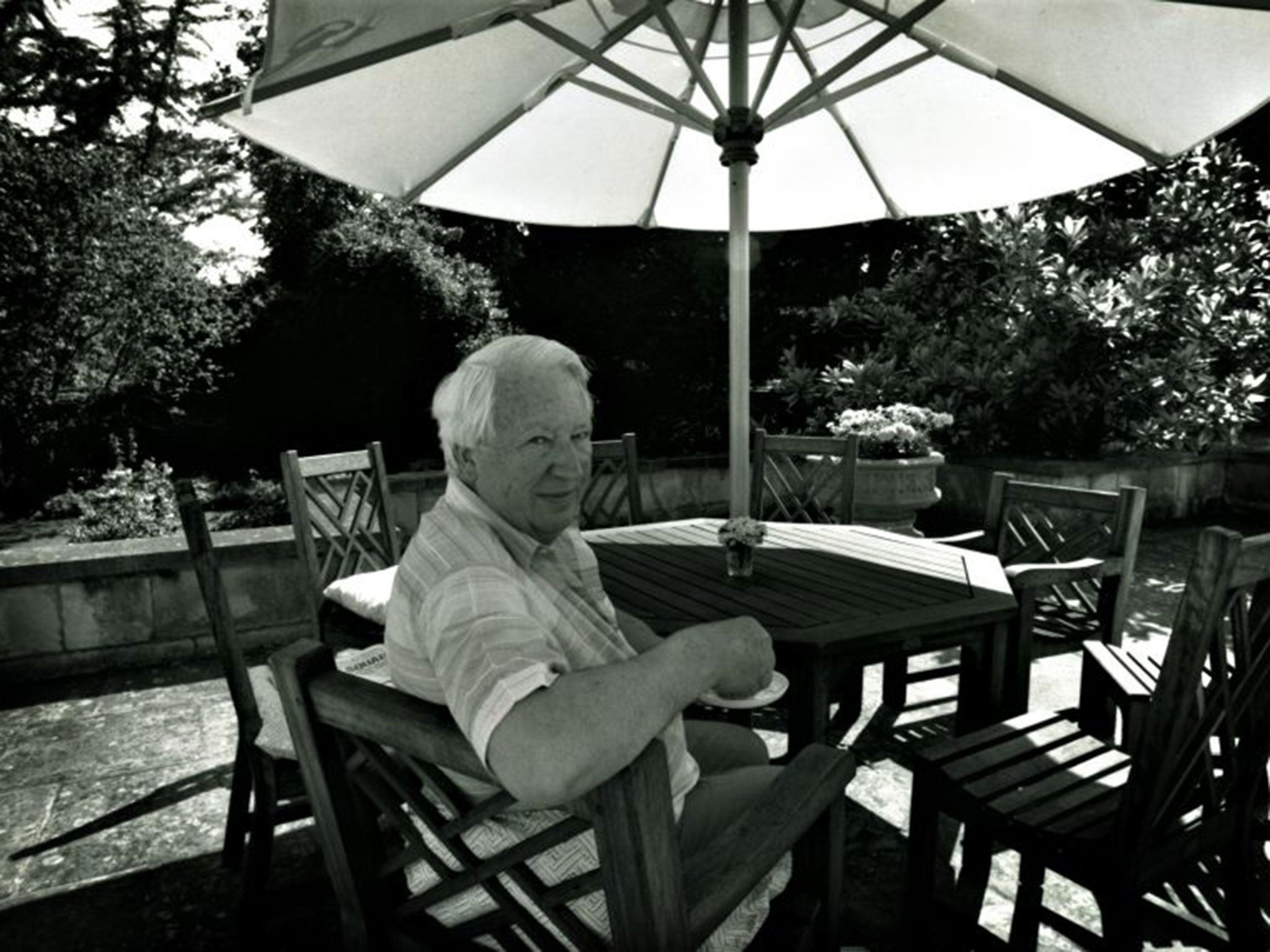 Edward Heath at Arundels on patio.