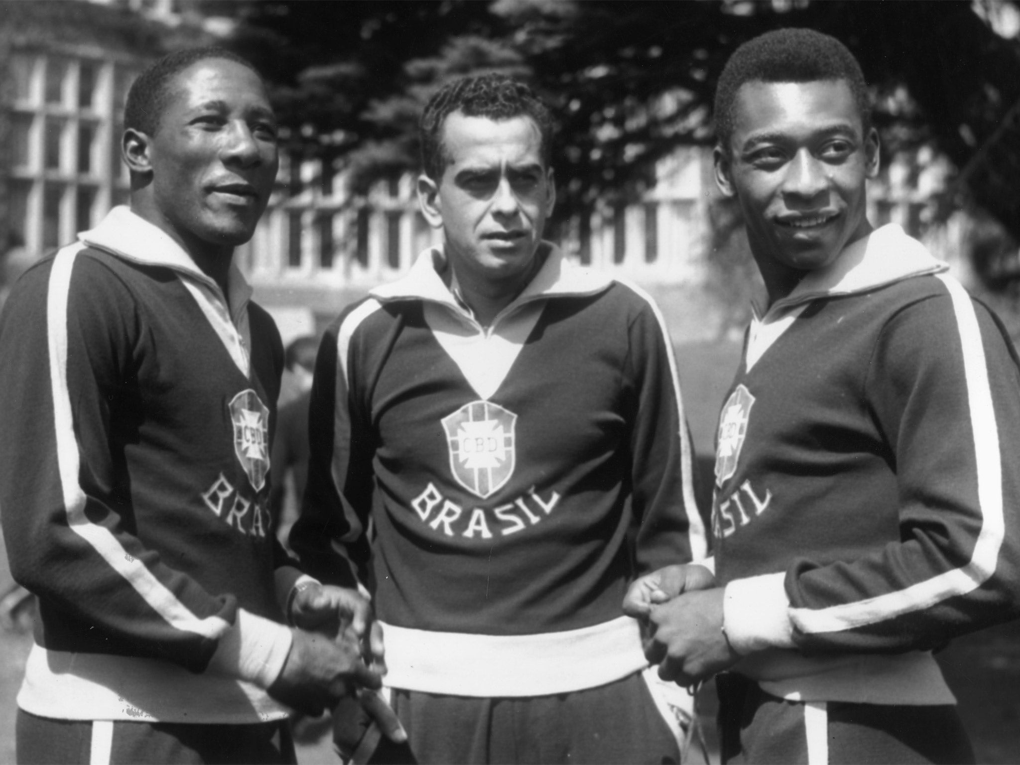 Zito (centre) with Djalma Santos and Pele in England, 1963