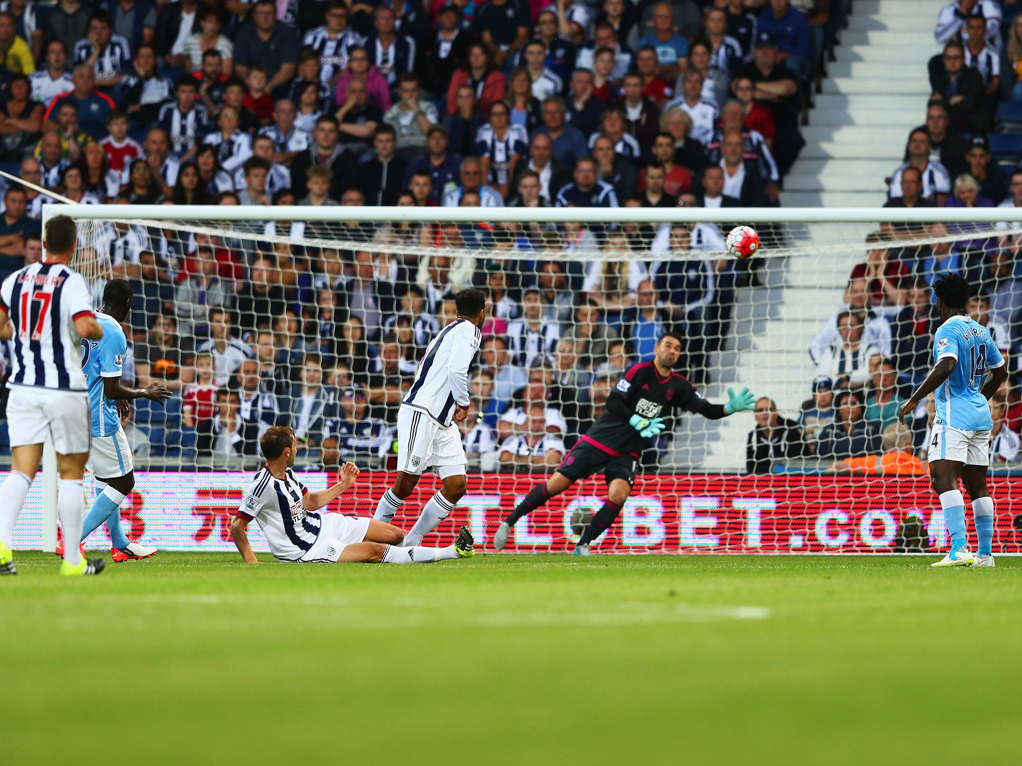 Yaya Toure scores his second