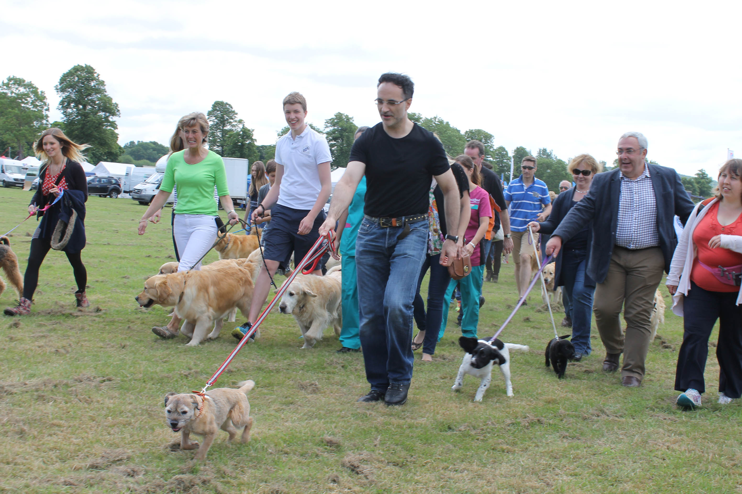 Noel Fitzpatrick leading the mass walk at DogFest