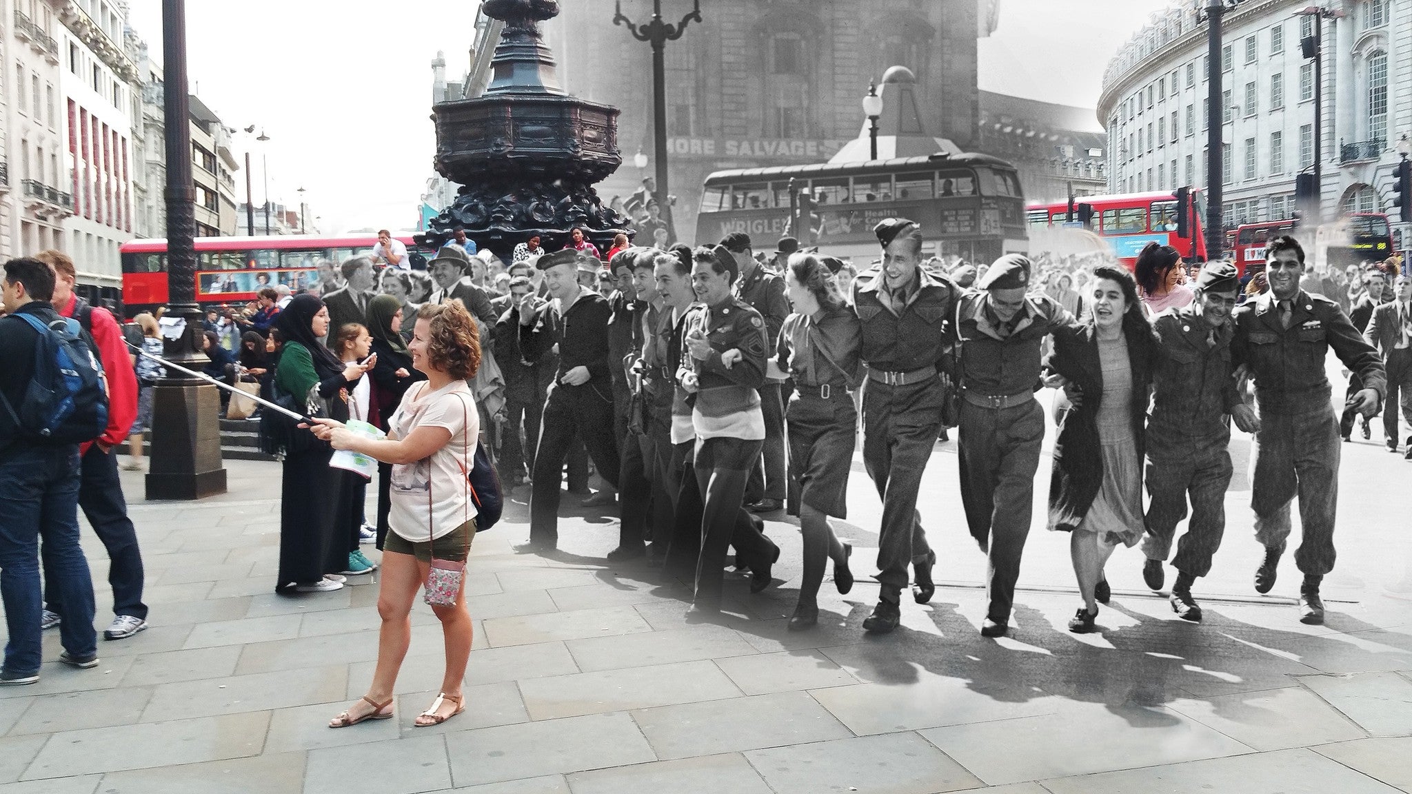 Then and now: soldiers celebrate in 1945 and tourists in London today