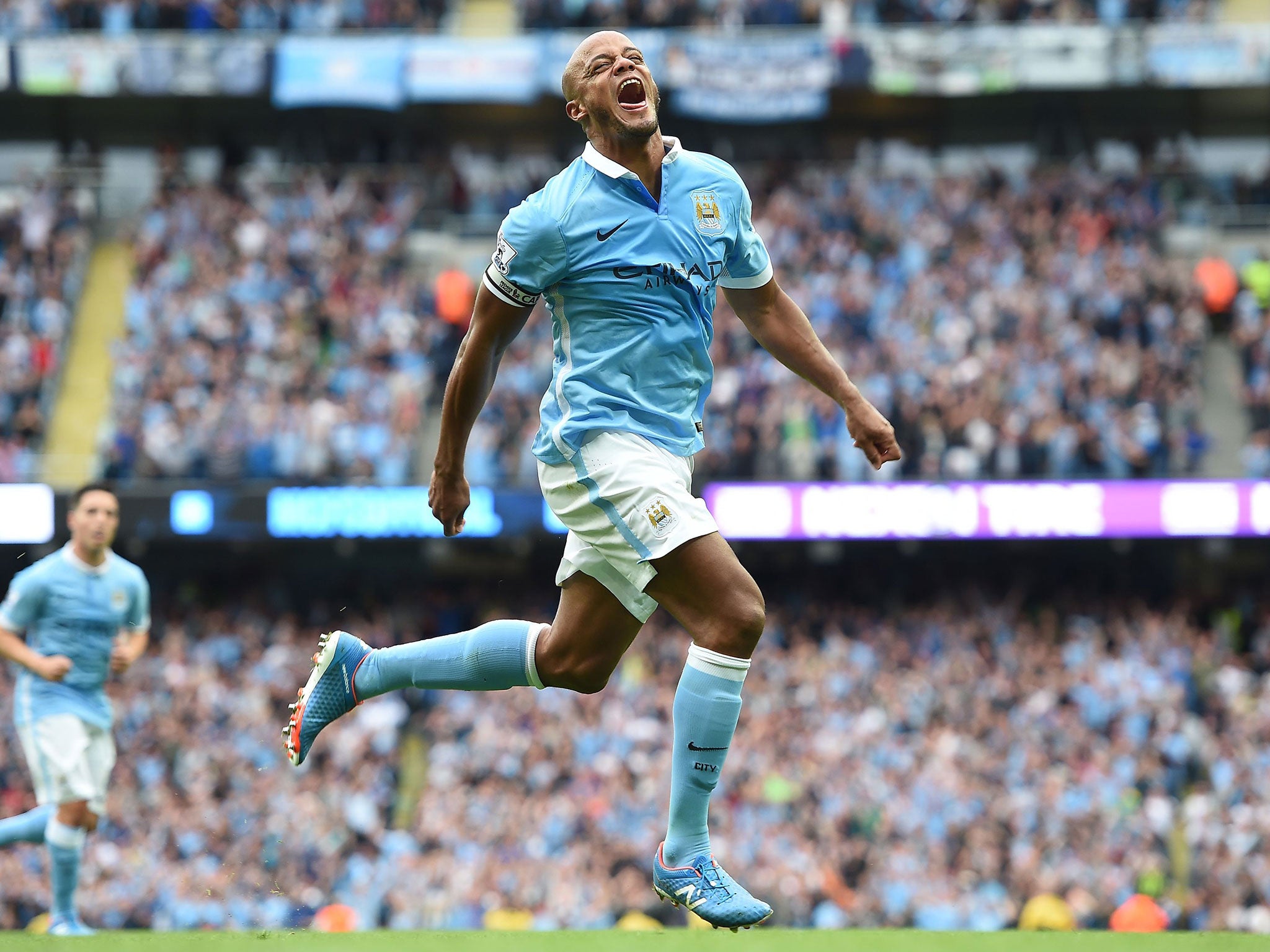 Vincent Kompany celebrates