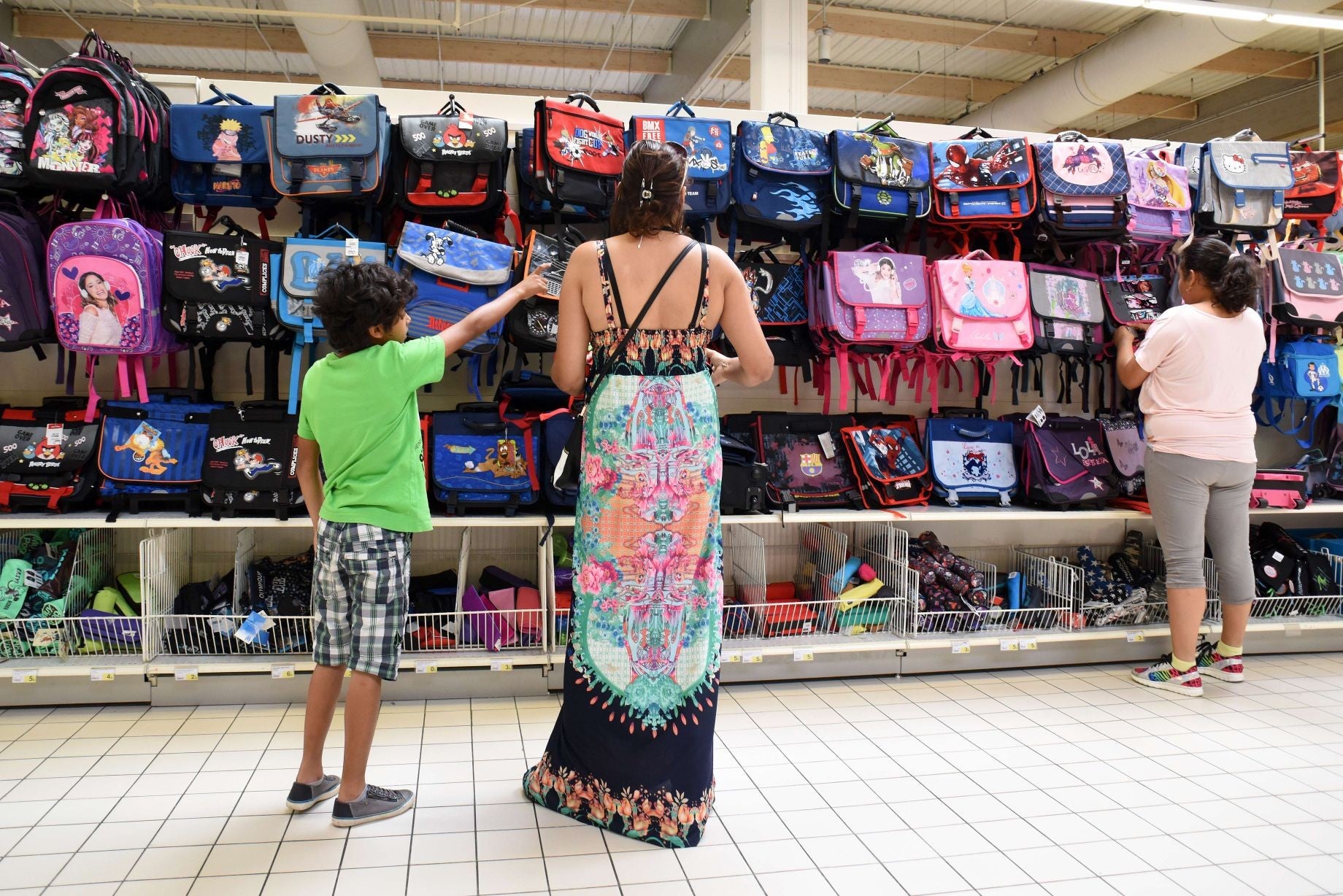 Bag a deal: parents are being wooed before term starts