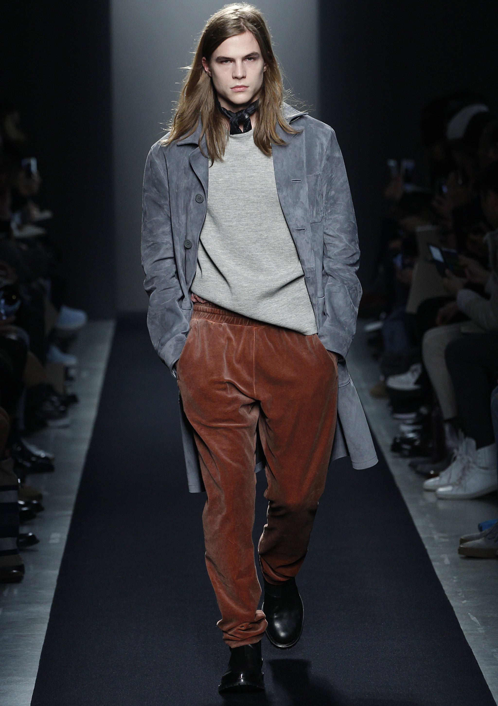 Tomas Maier's Bottega Veneta vision of creatives' clothing featured mixed-up, muddled and mismatched fabrics