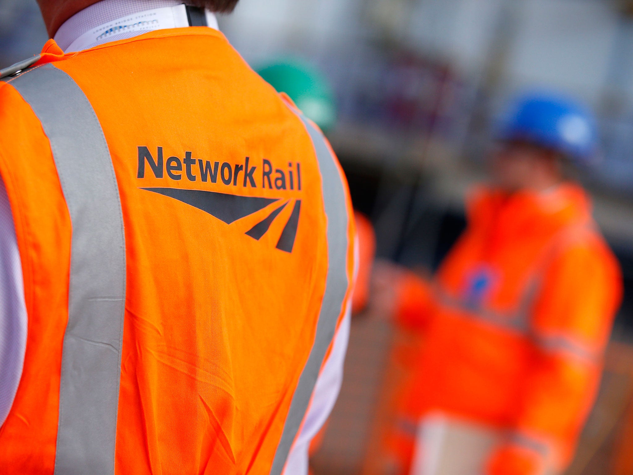 Network Rail has asked a director mentoring consultancy to review the effectiveness of its board every year as it struggles with spiralling costs