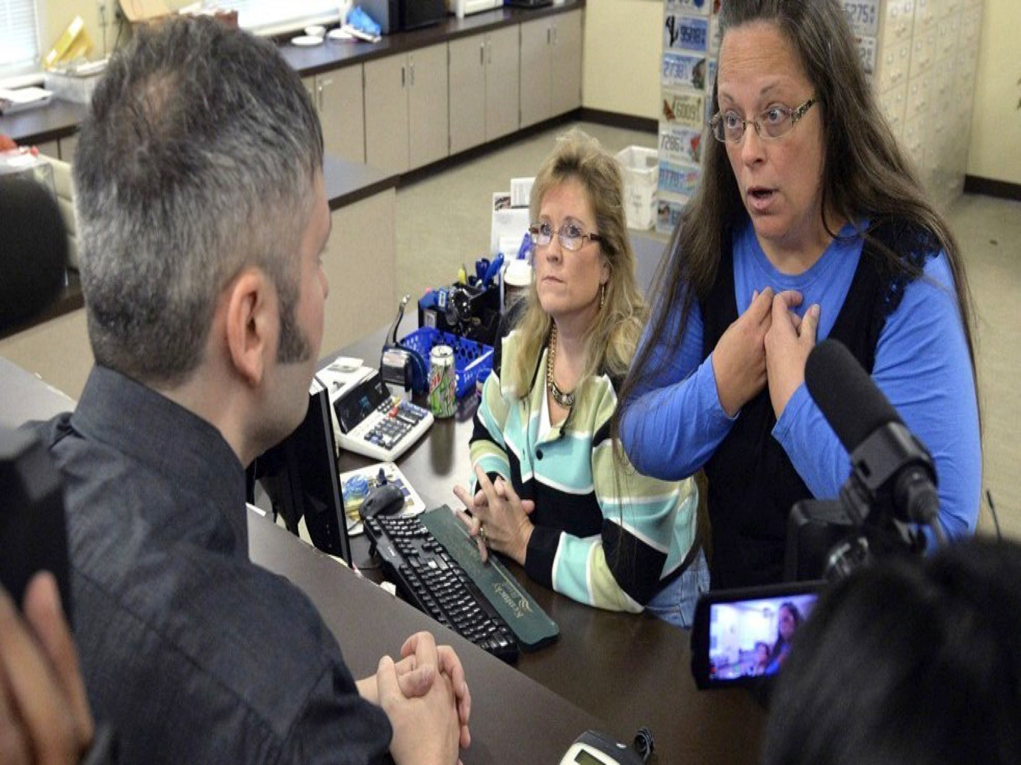 Kim Davis refuses to issue a same-sex marriage licence despite Supreme Court ruling