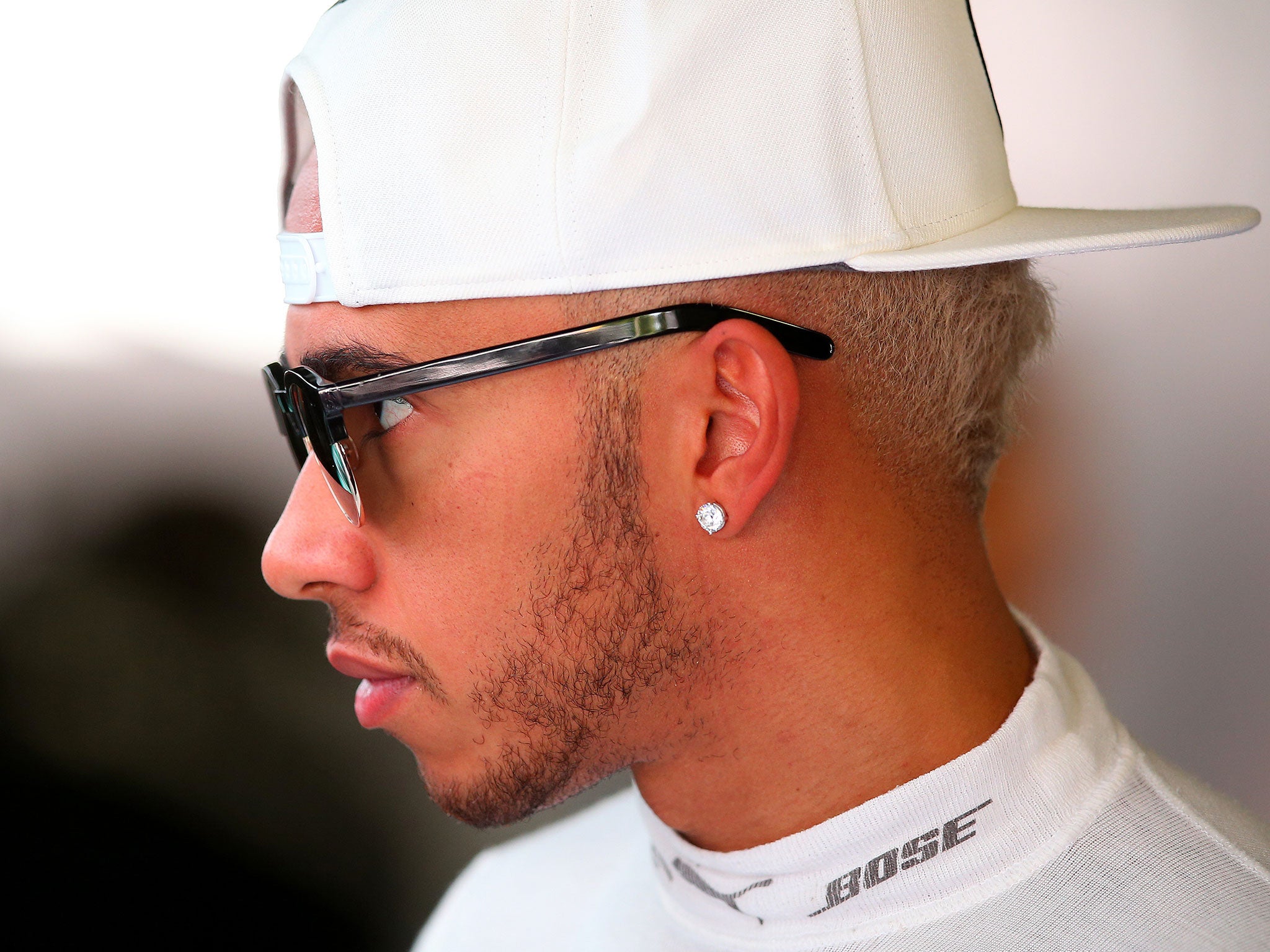 Hamilton sports a new blond hairstyle ahead of practice