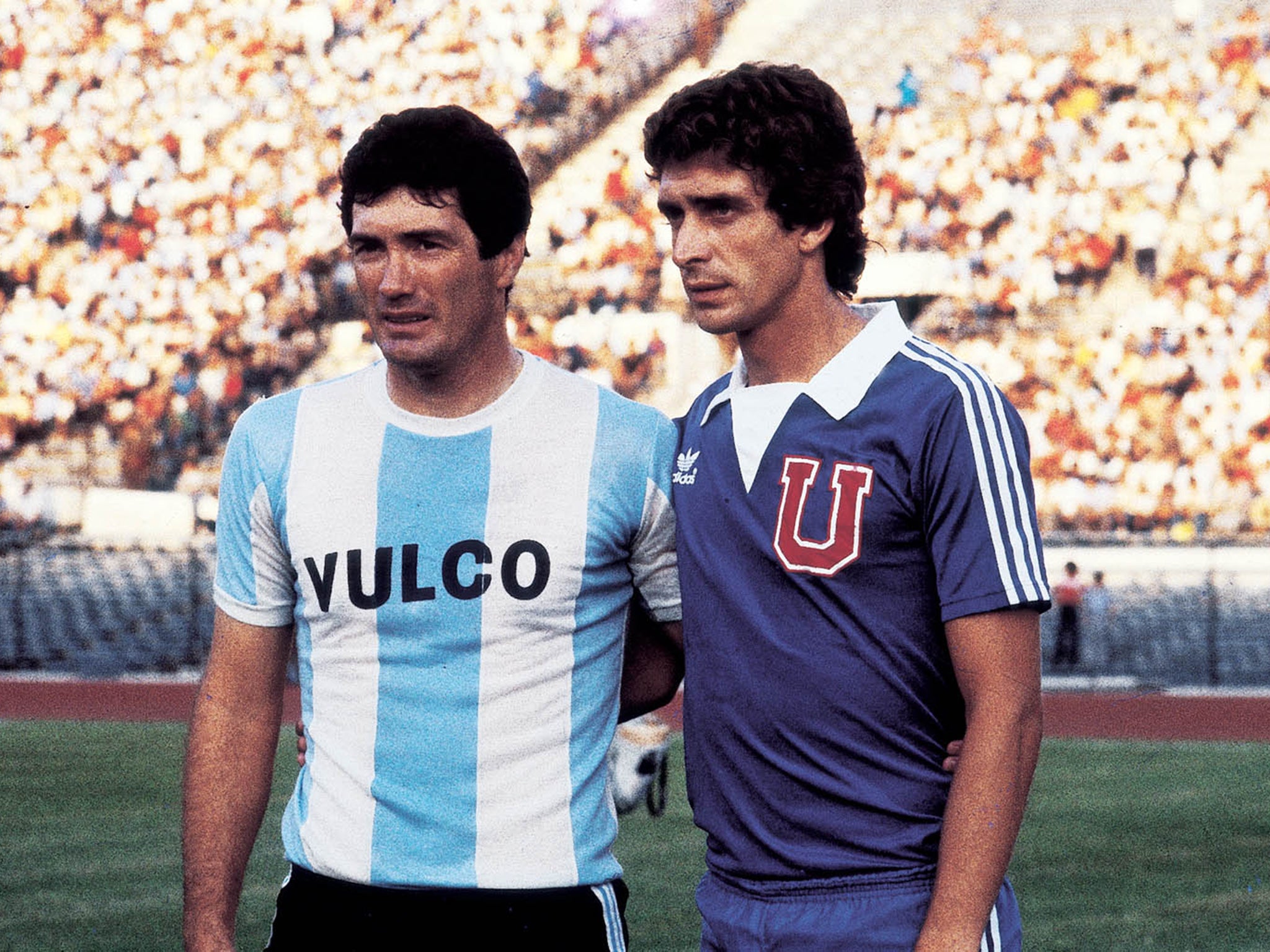 Pellegrini captaining Universidad de Chile