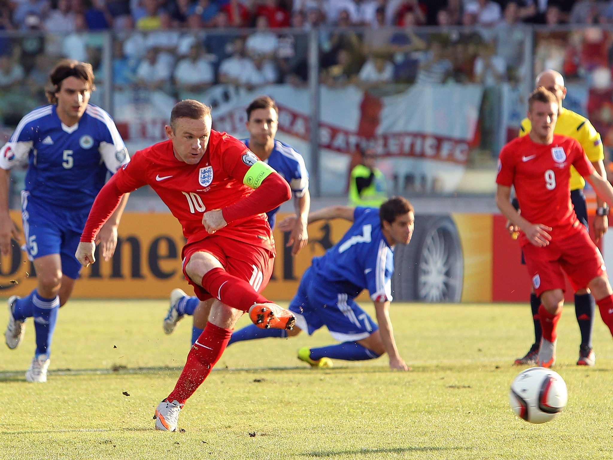 Wayne Rooney equalled Sir Bobby Charlton's record after just 12 minutes