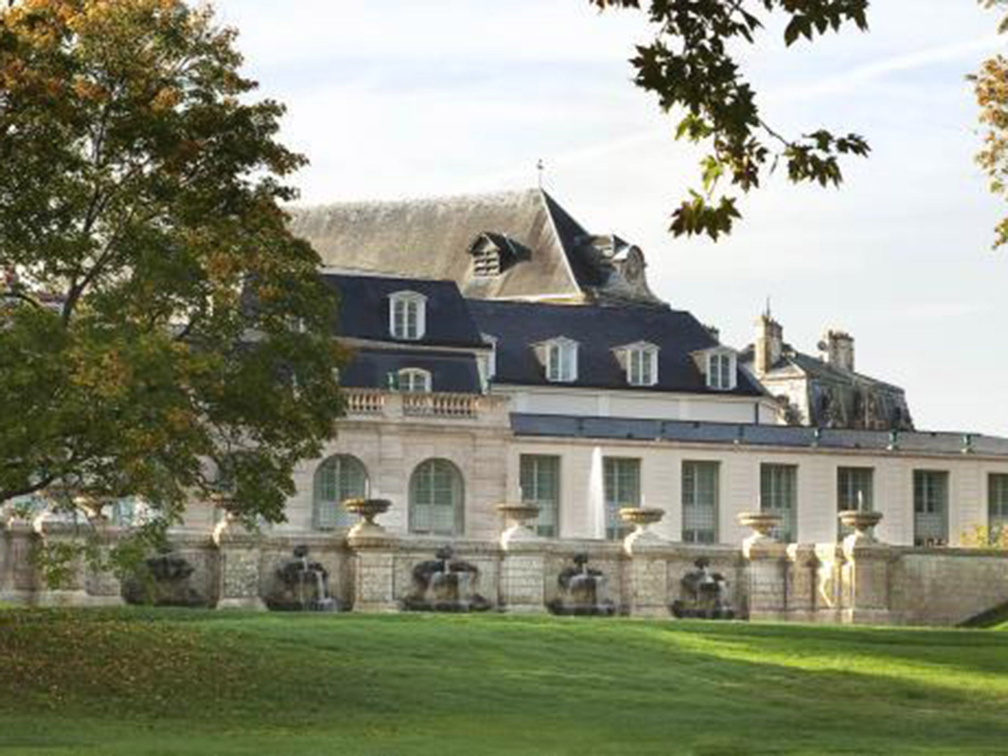 Auberge du Jeu de Paume, the England team's Euro 2016 hotel