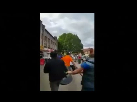 Local shopkeepers halt armed robbers in North London