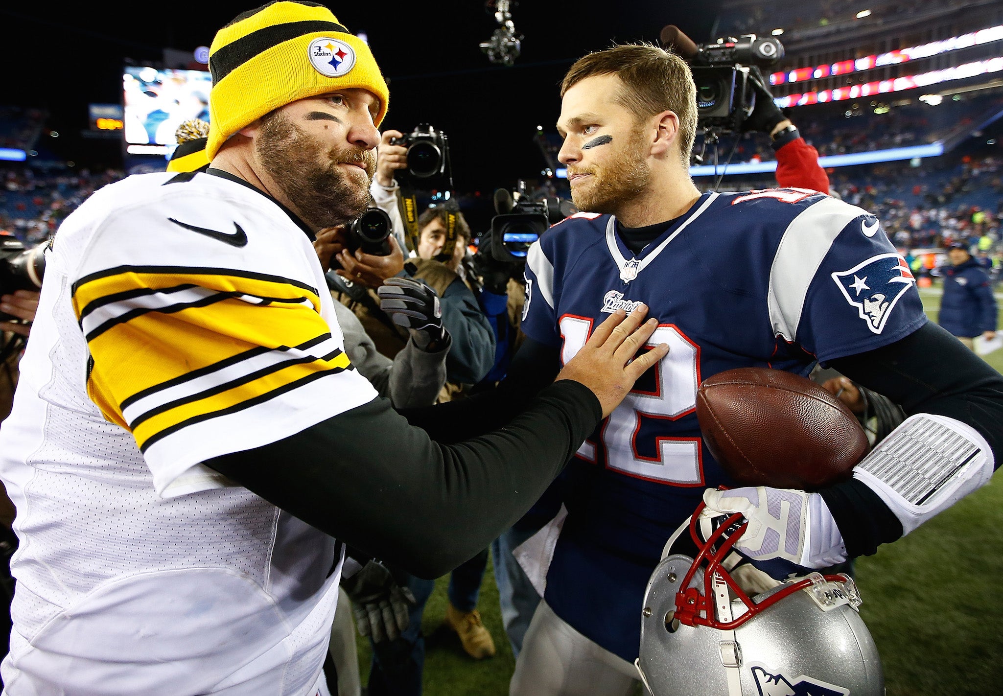 Ben Roethlisberger and Tom Brady looking very excited to see each other back in 2013.