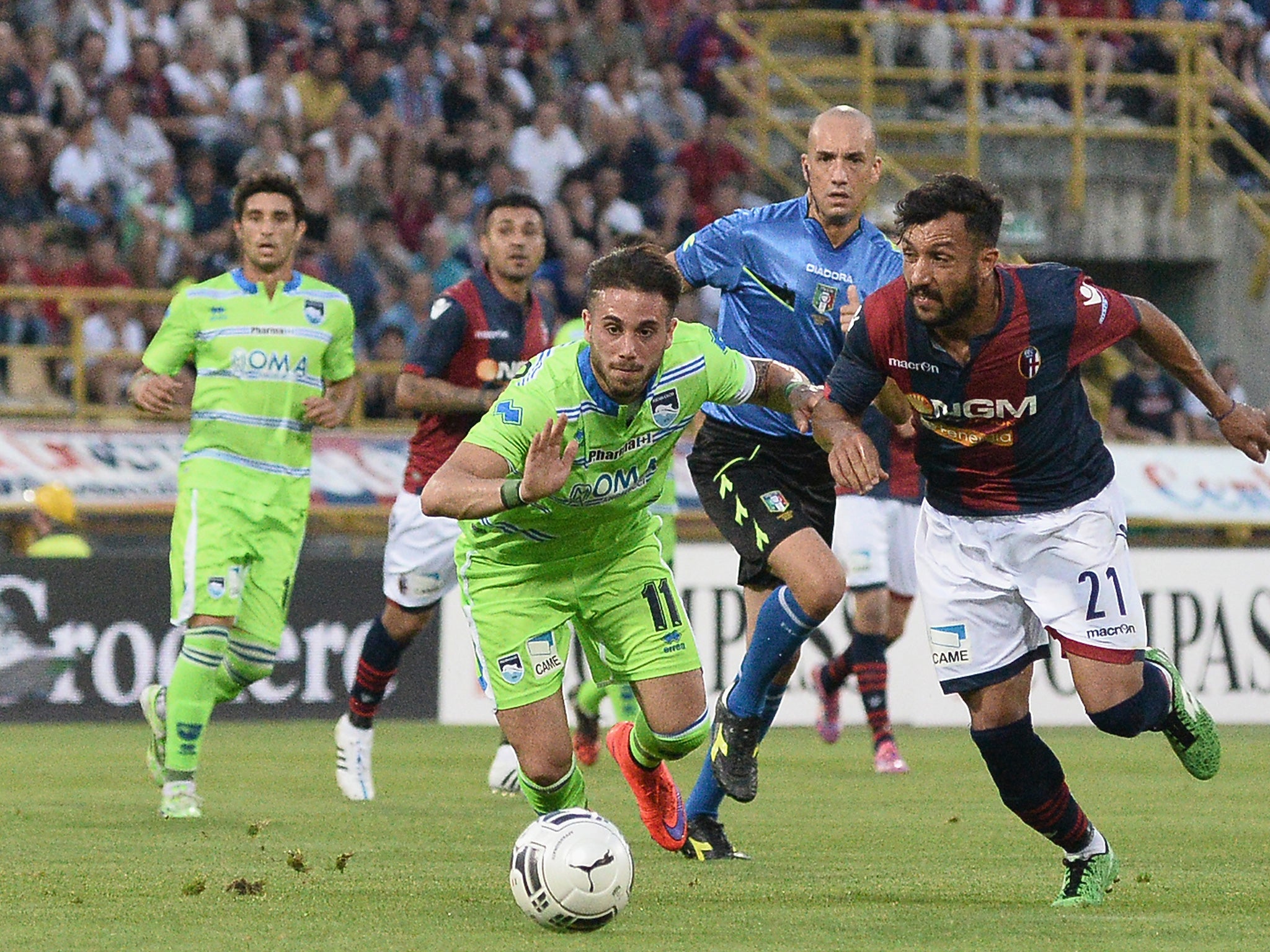 A referee keeps a close eye on proceedings in last season’s Serie B play-off final. The league’s president is calling for ‘good behaviour’ cards to be handed out