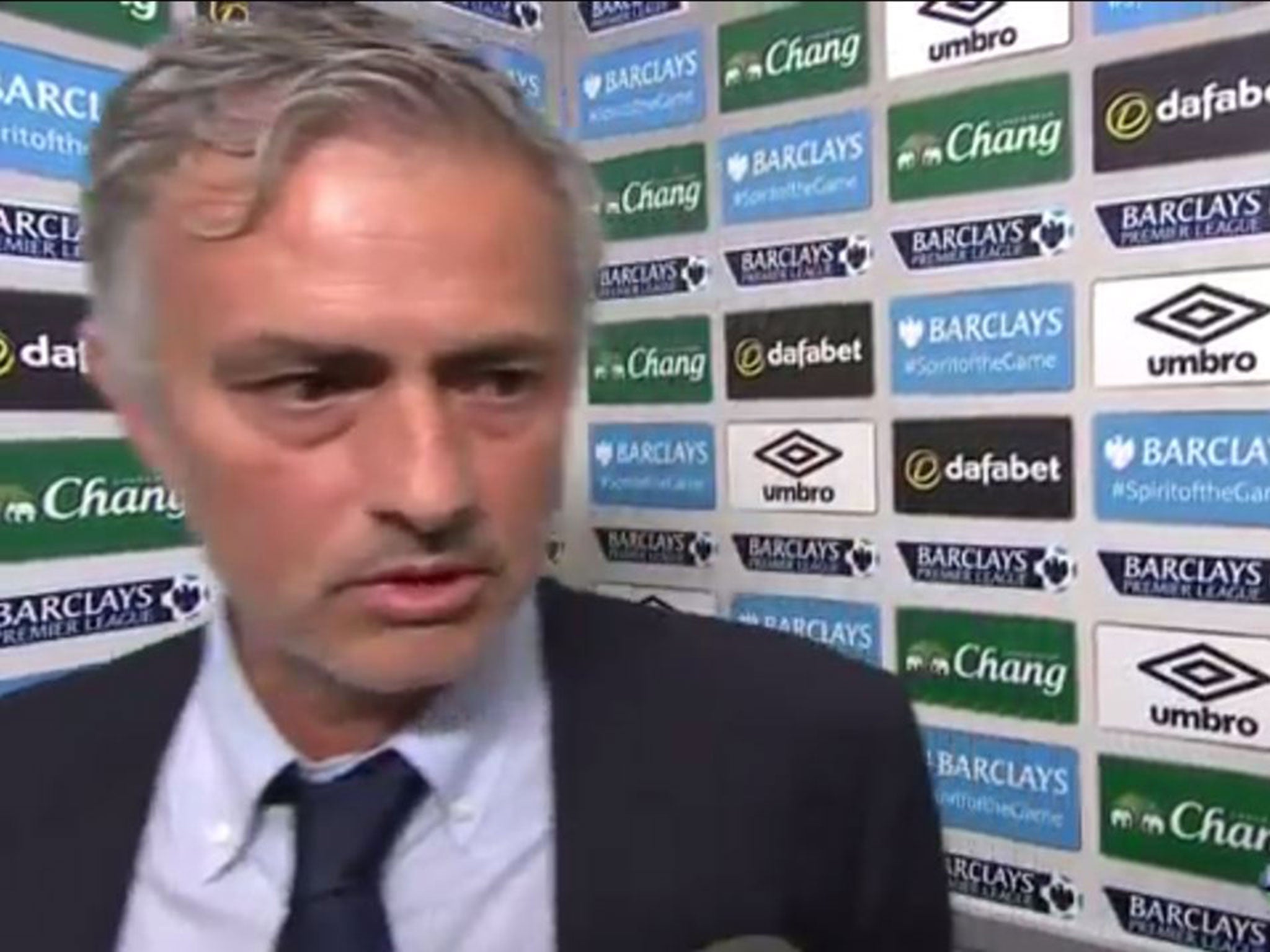 Mourinho walks off screen after ending the interview early